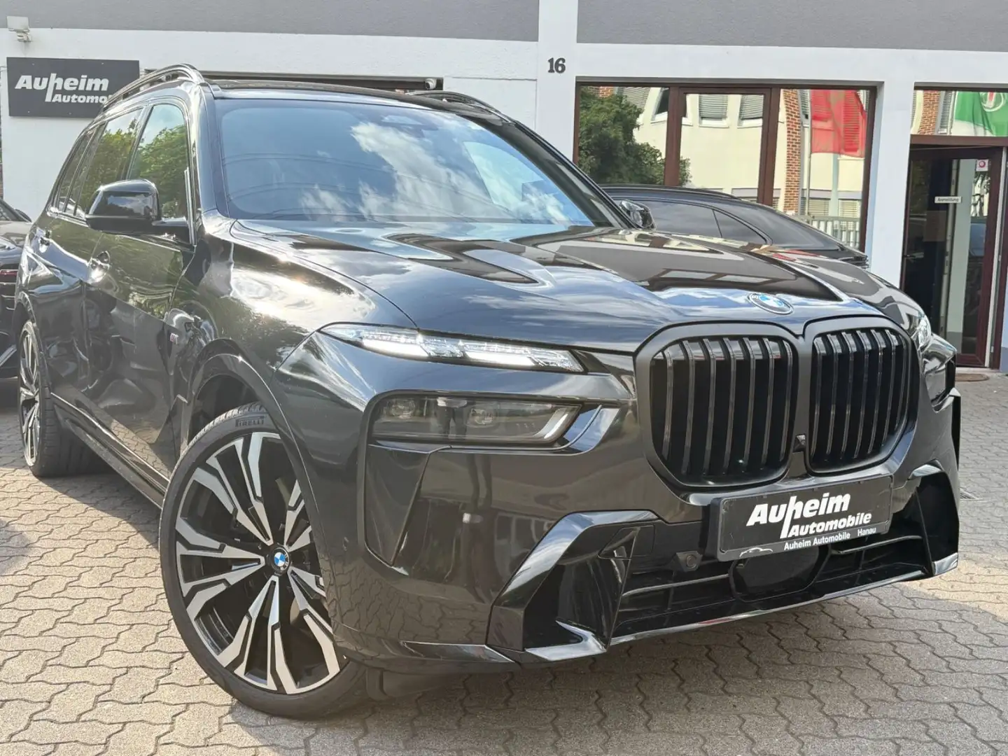 BMW X7 xDrive40d M Sportpaket Pro Pano Kristall Noir - 1