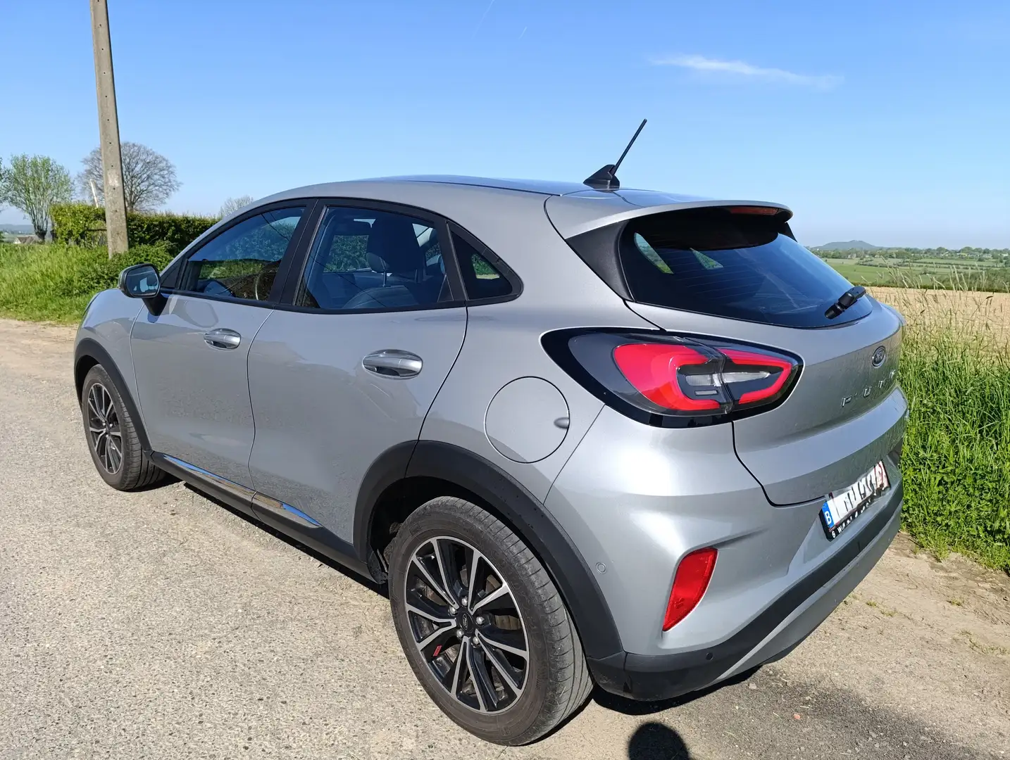 Ford Puma Puma 1.0 EcoBoost Titanium Gris - 2
