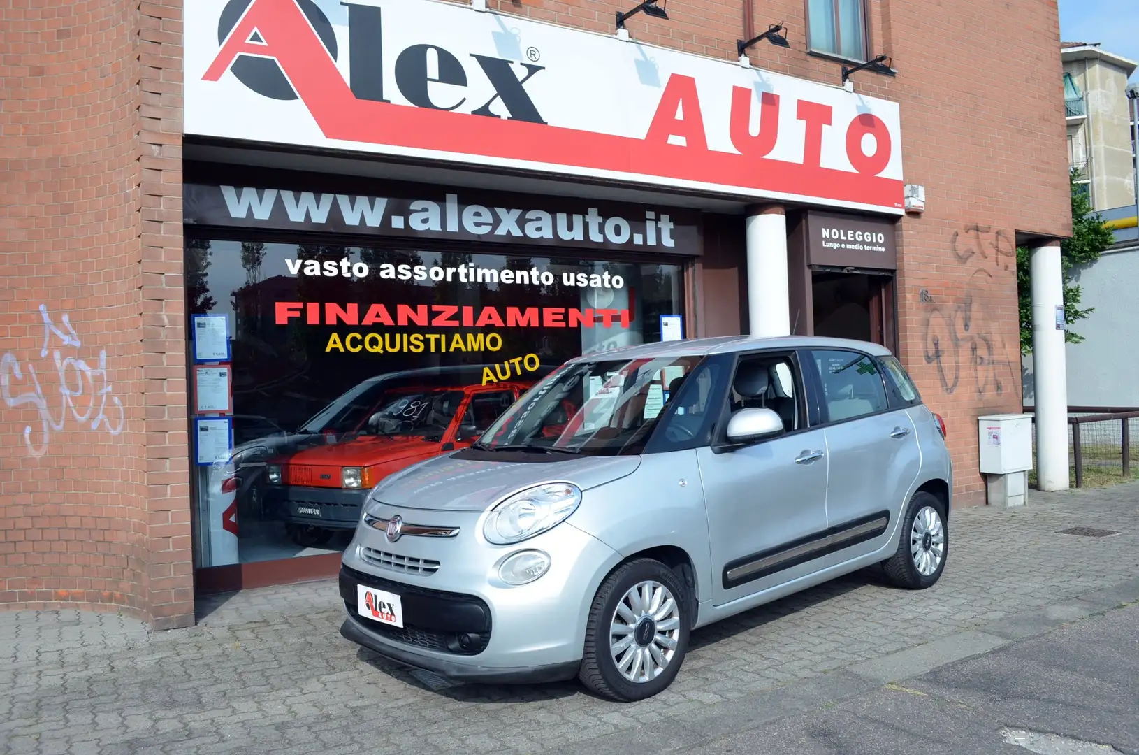 Fiat 500L 1.3 mjt Lounge 85cv OK neopatentati Revisionata Argento - 1