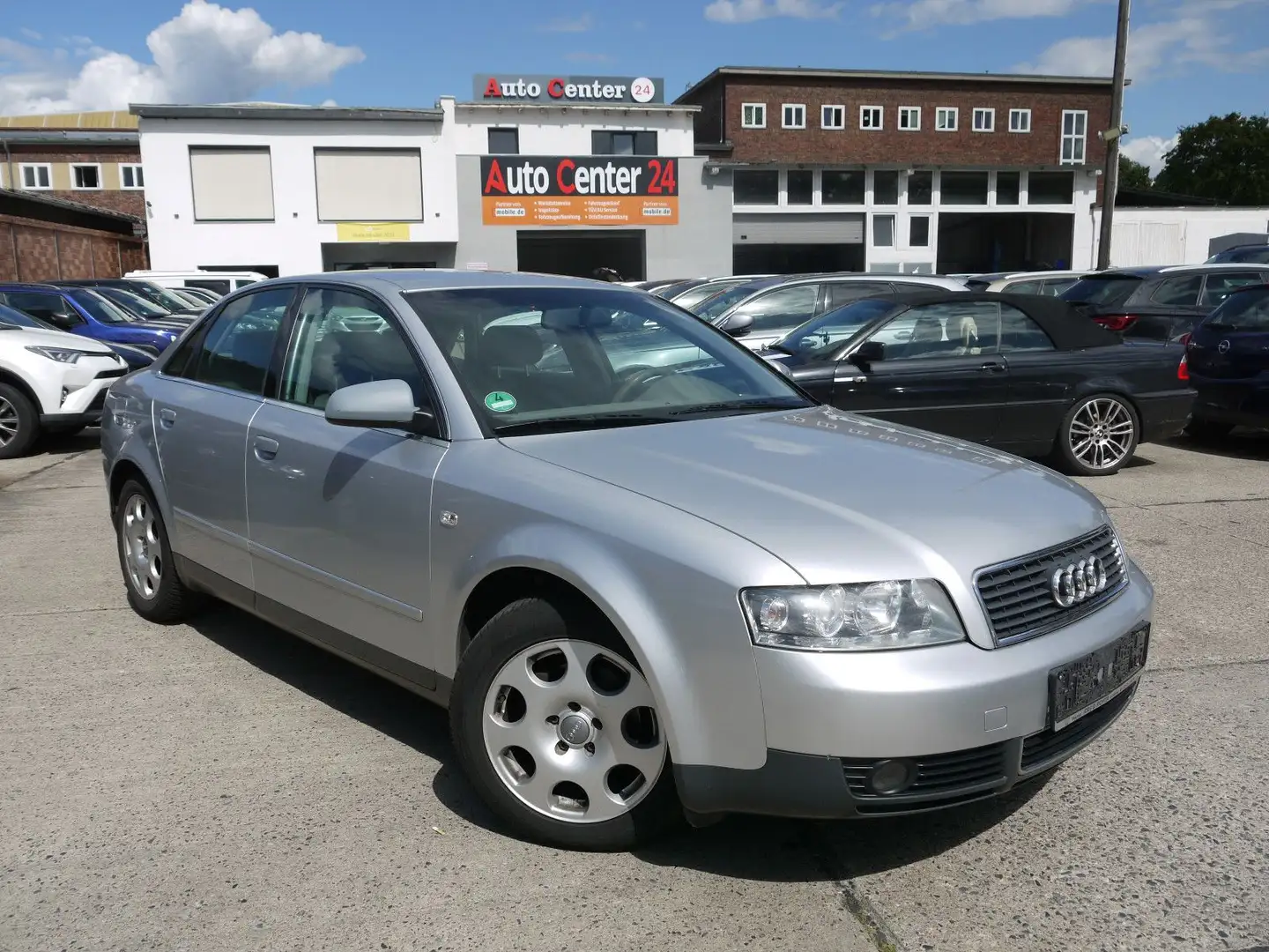 Audi A4 2.0 Limousine Silber - 1