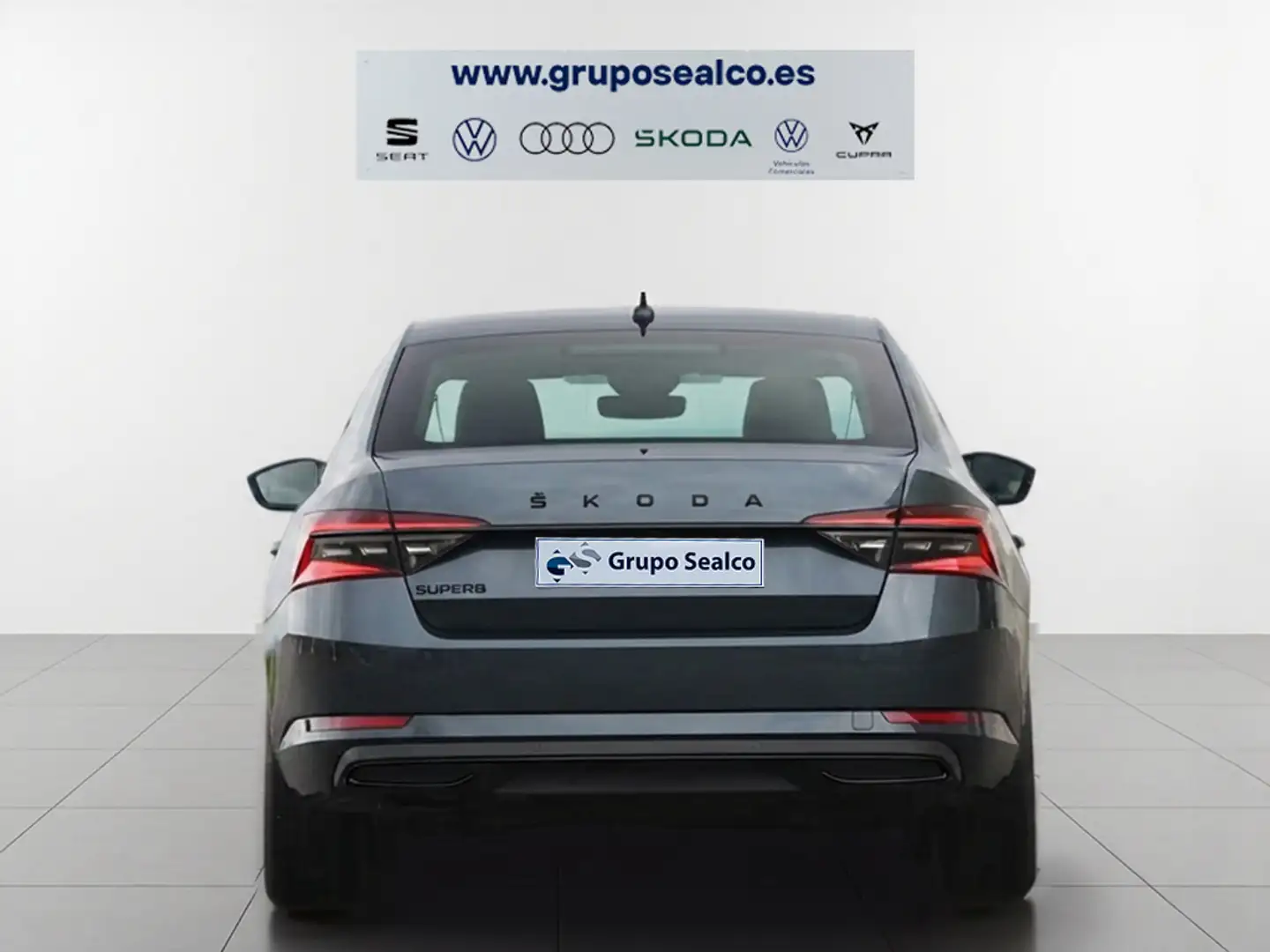 Skoda Superb 2.0TDI AdBlue SportLine DSG 110kW Gris - 2
