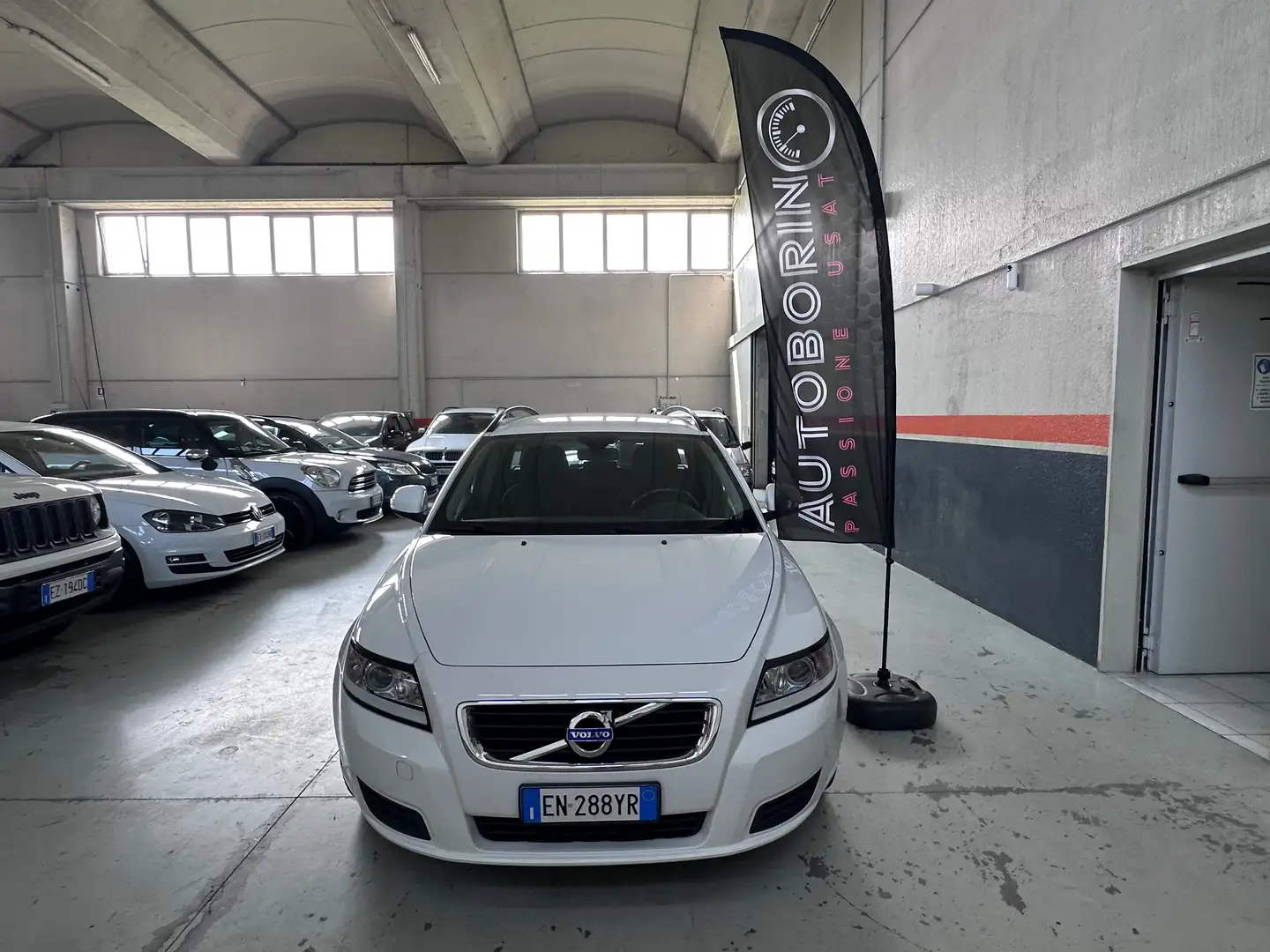 Volvo V50 V50 1.6 d2 Polar Plus 115cv Blanc - 2