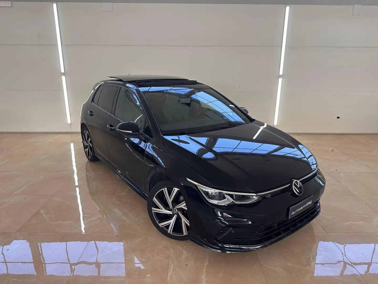 Volkswagen Golf Golf VIII 2020 2.0 tdi R LINE + TETTO 150cv dsg Zwart - 2