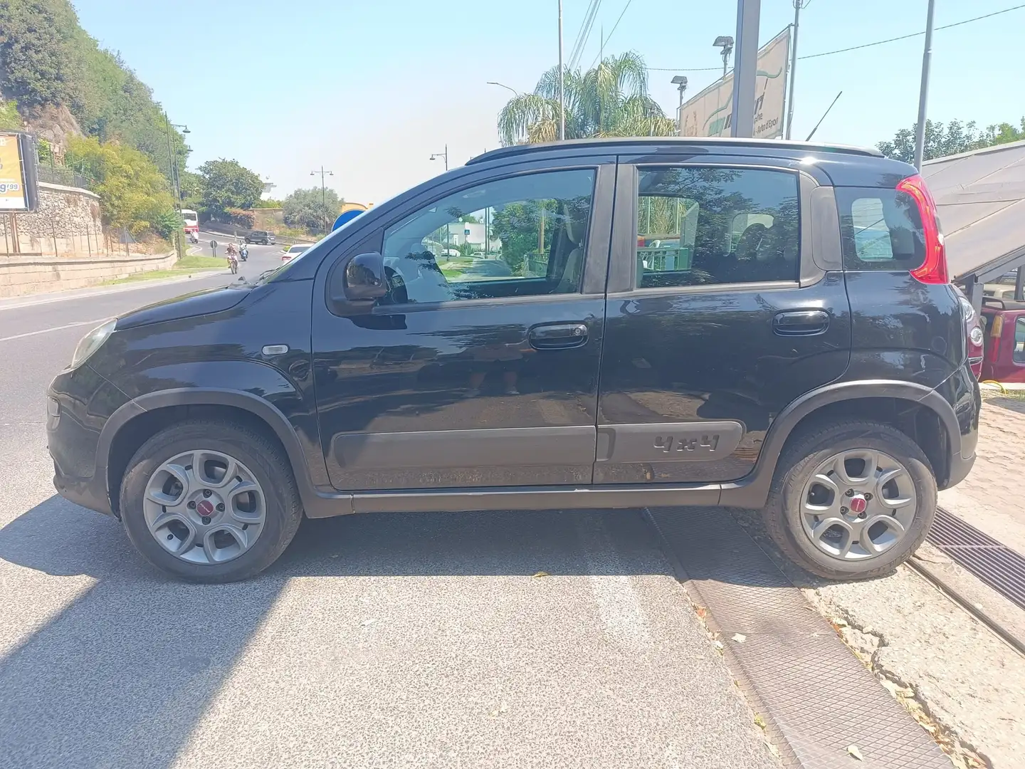 Fiat Panda Panda 1.3 mjt 16v 4x4 75cv Zwart - 2