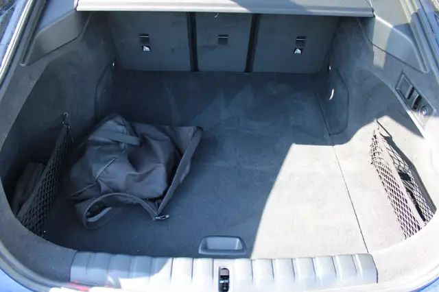 BMW I4 view 13
