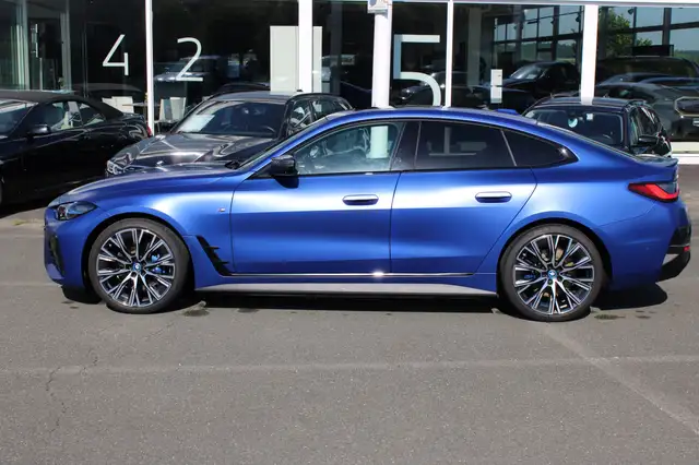 BMW I4 view 4