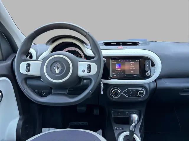 Renault Twingo view 9