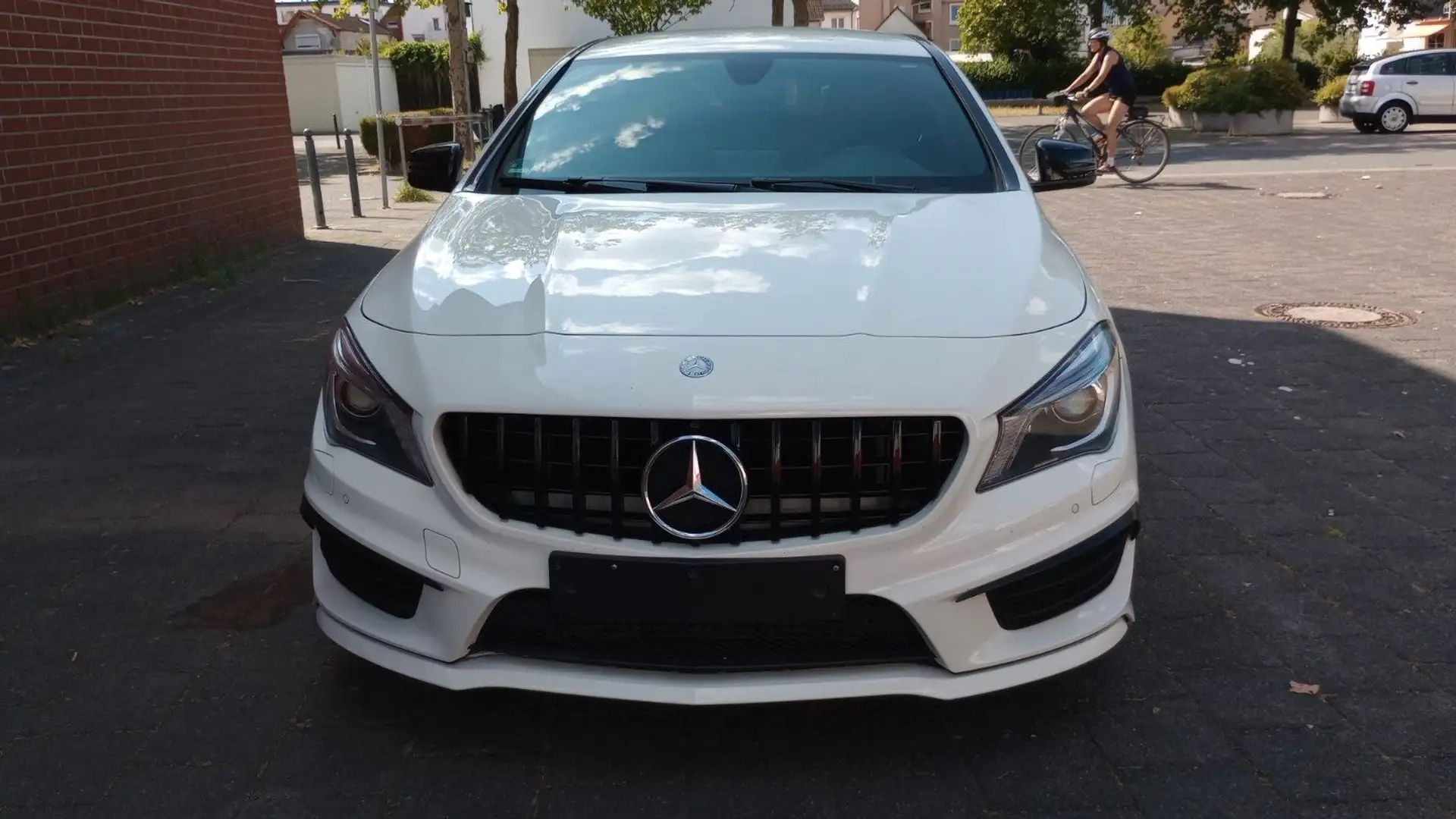 Mercedes-Benz CLA 180 AMG Auto Navi Scheckheft Blanc - 1
