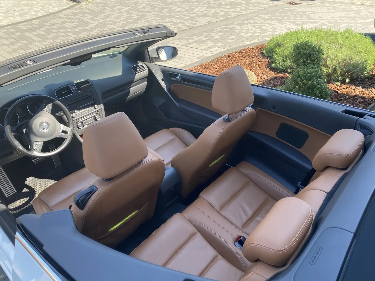 Volkswagen Golf Cabriolet Cabrio 2.0 TDI BlueMotion Technology DSG Exclusive - 1