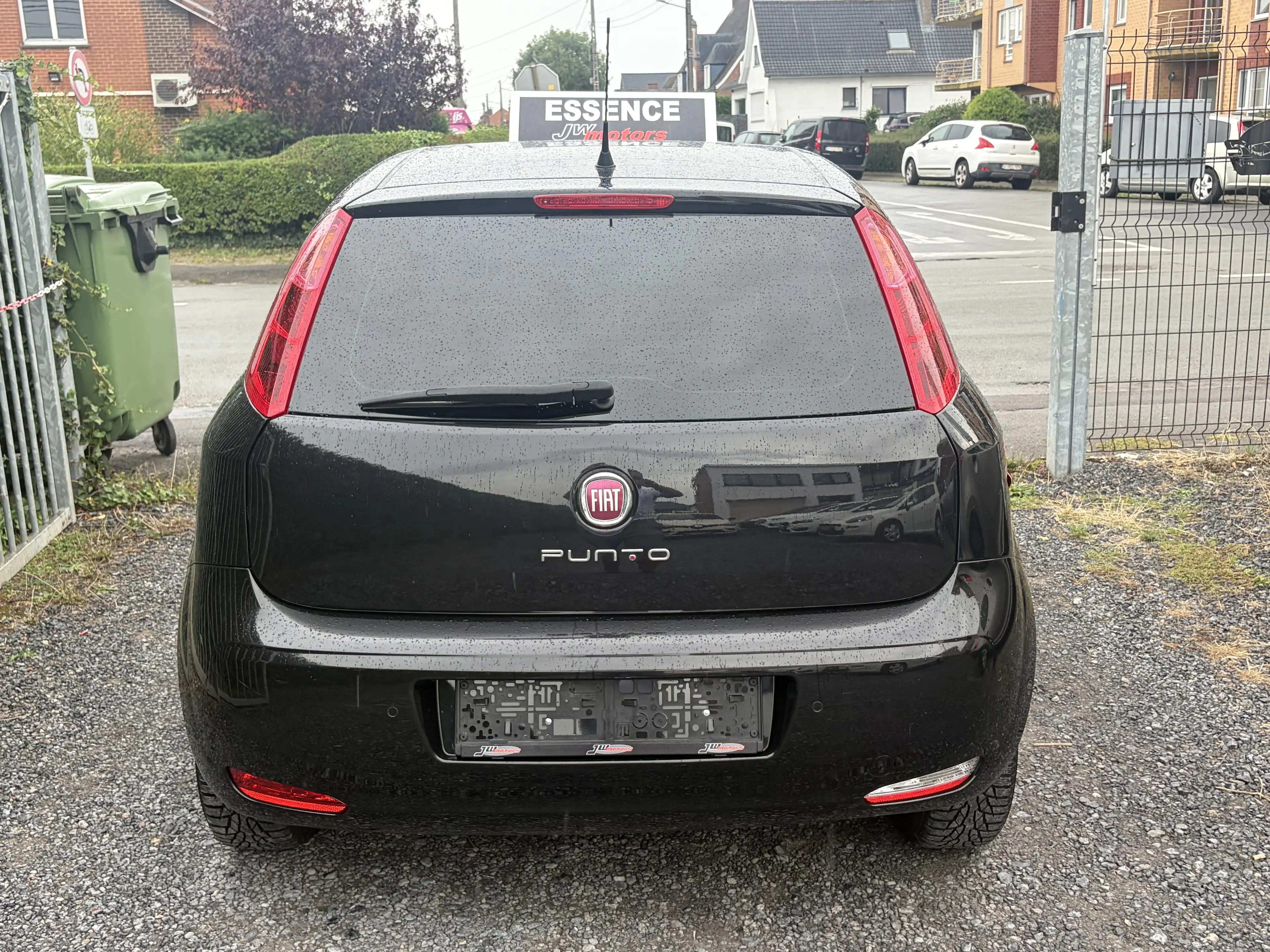 Fiat Punto 1.2i Young II --50.000Kms-- **Gps--Radar--Clim** G — photo 5