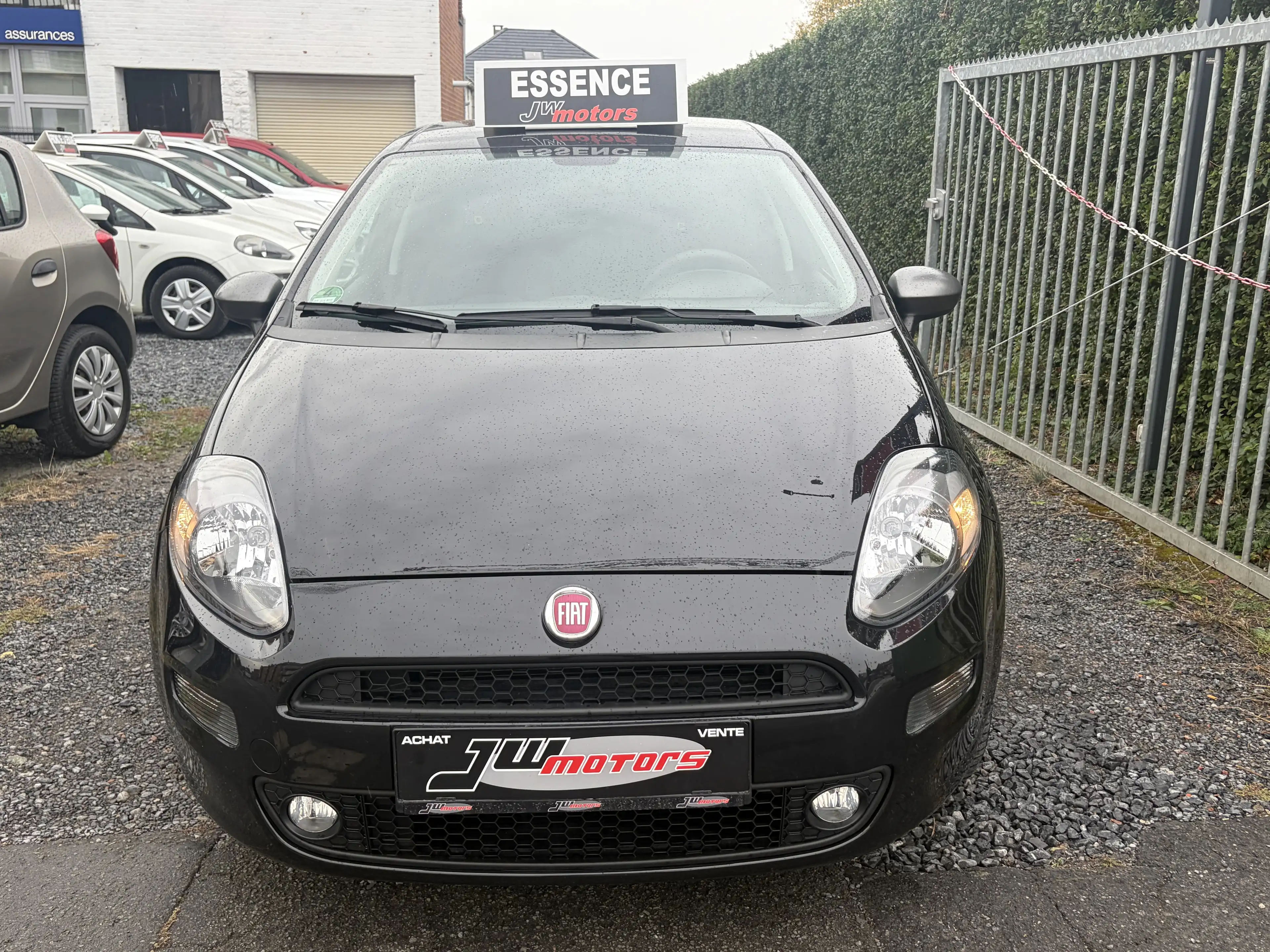 Fiat Punto 1.2i Young II --50.000Kms-- **Gps--Radar--Clim** G — photo 2