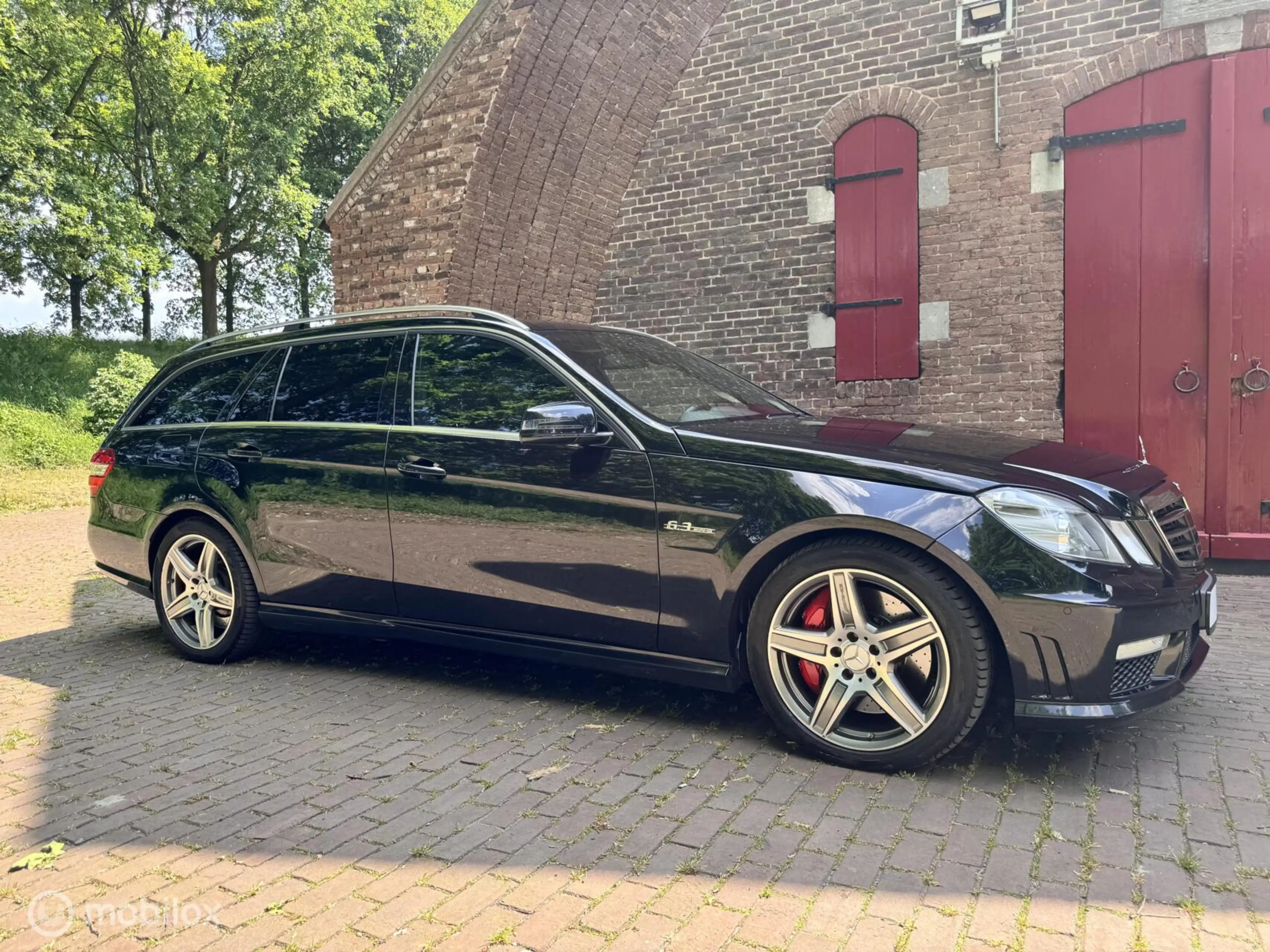 Mercedes-Benz E 63 AMG — photo 7