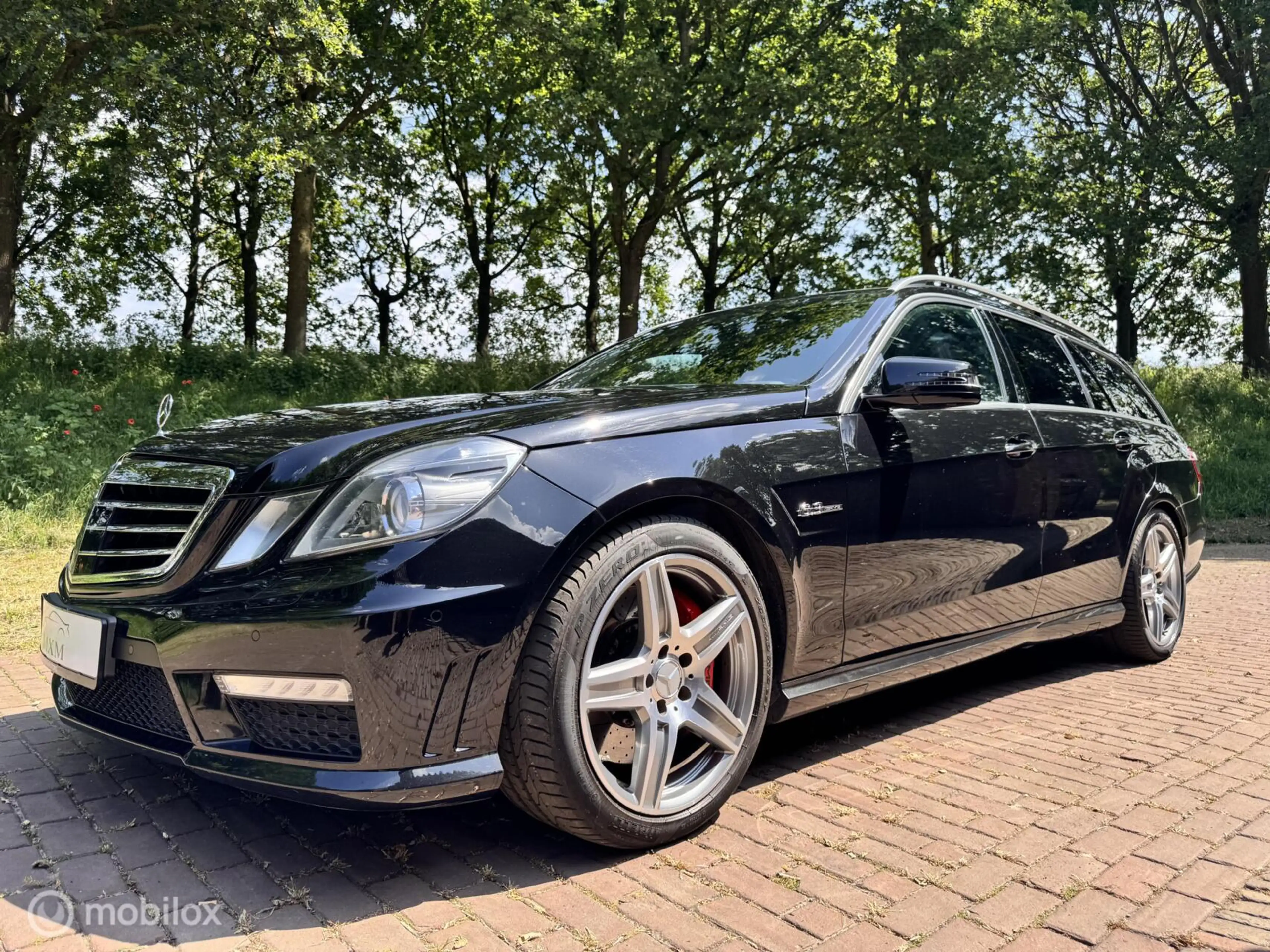 Mercedes-Benz E 63 AMG — photo 10