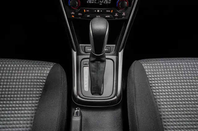 Suzuki S-Cross view 12