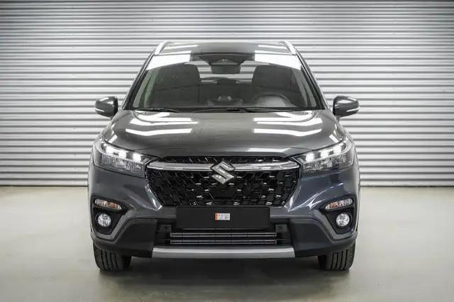 Suzuki S-Cross view 2
