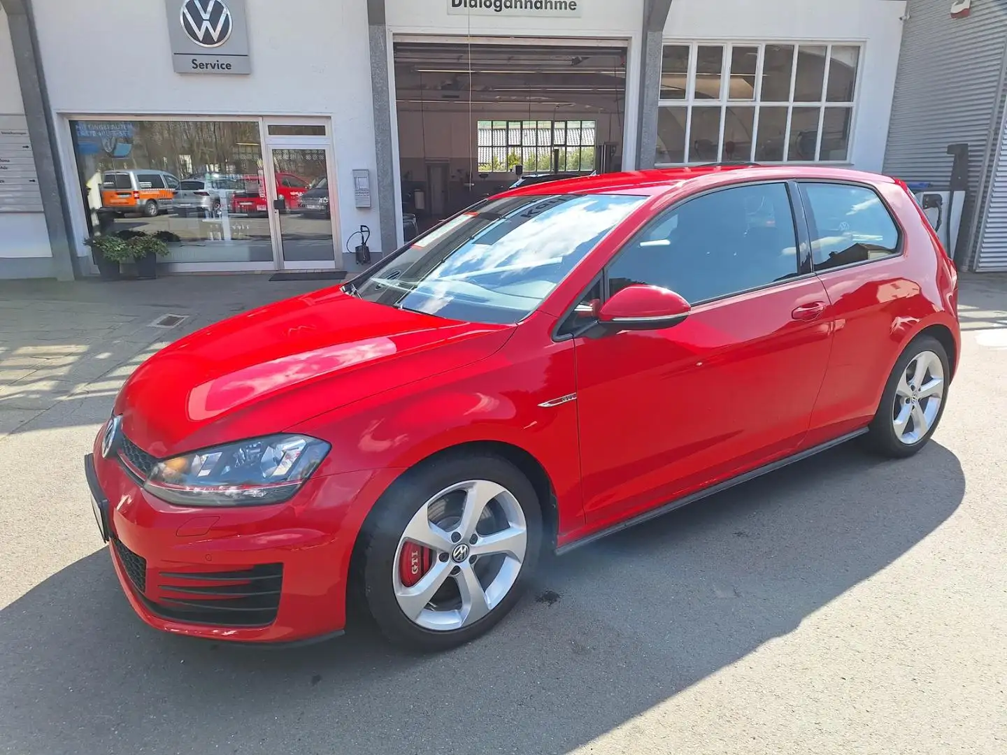 Volkswagen Golf GTI Performance 2.0 TSI Xenon Media Winterpaket Rot - 2