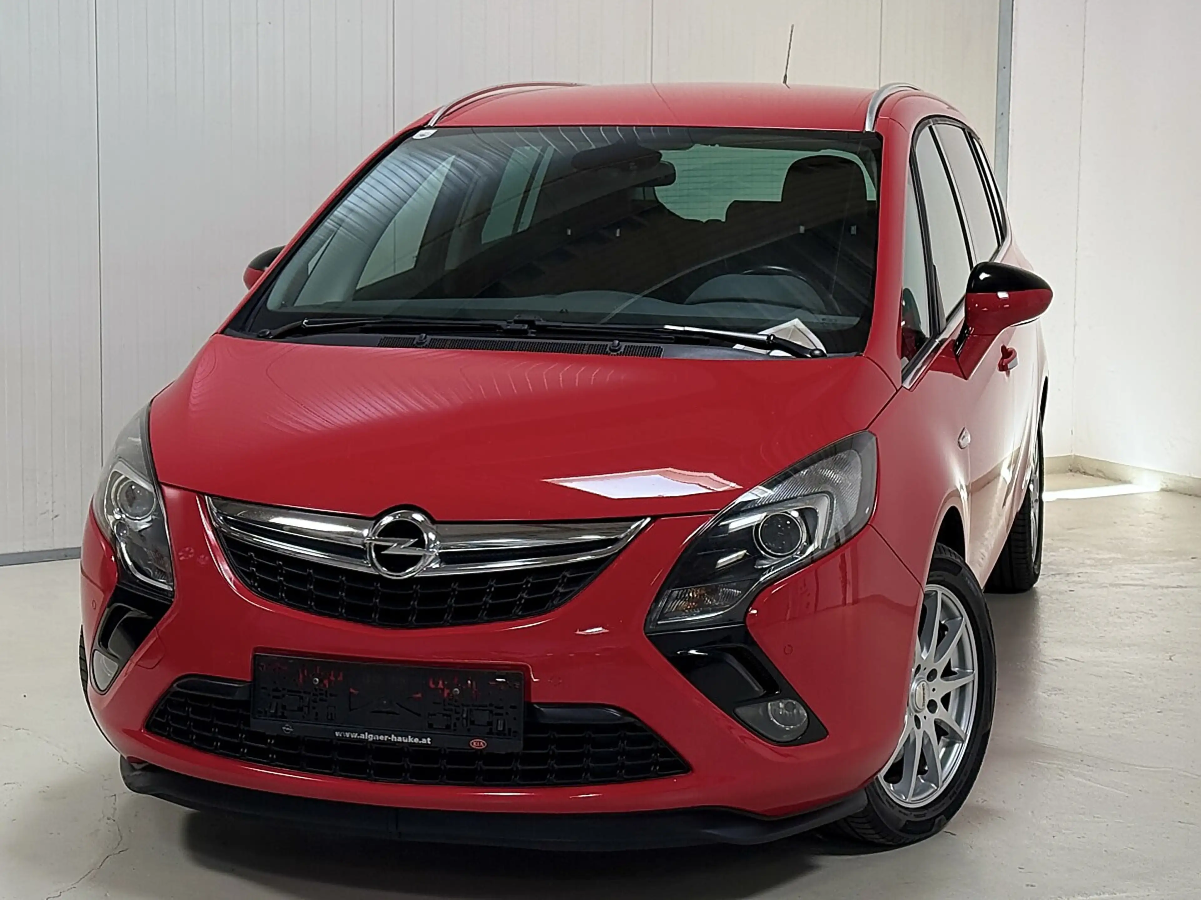 Opel Zafira Tourer 2,0 CDTI Ecotec Edition Start/Stop — photo 4