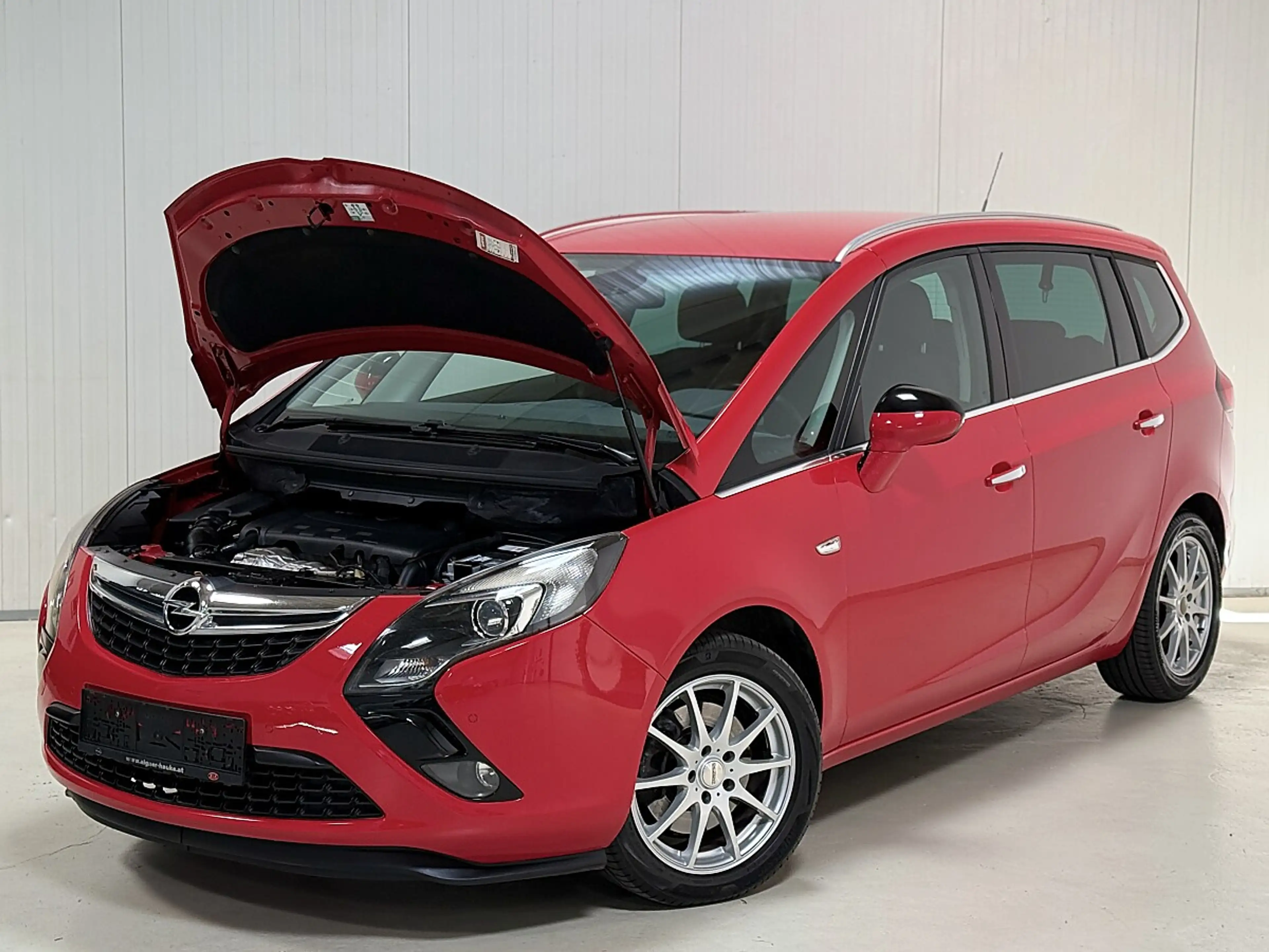 Opel Zafira Tourer 2,0 CDTI Ecotec Edition Start/Stop — photo 12