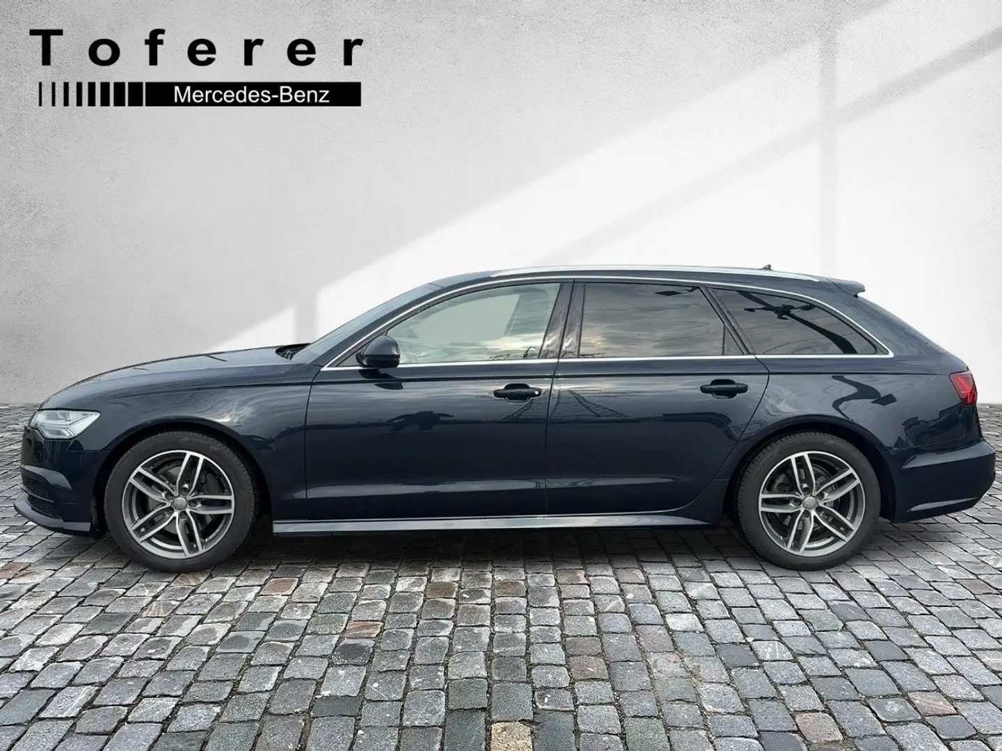 Audi A6 Avant AUT Grau - 2