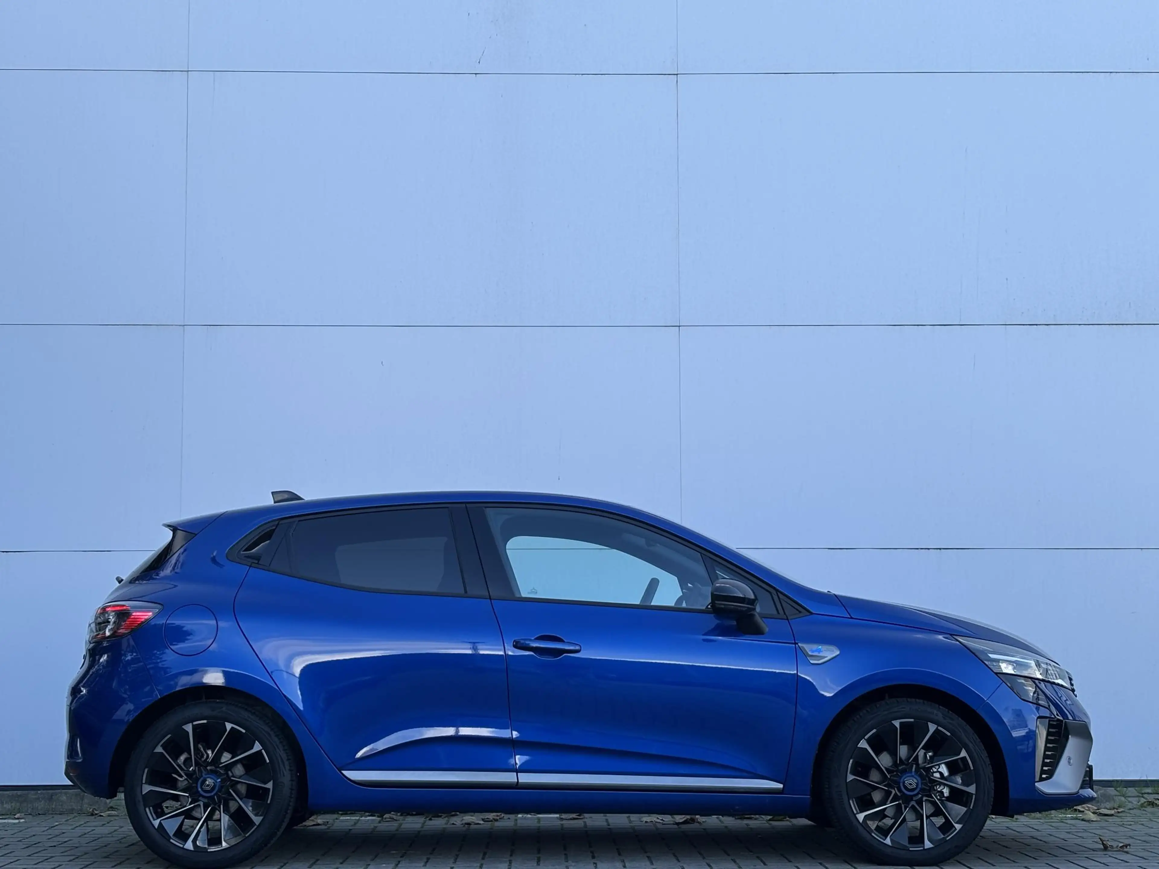 Renault Clio 1.6 E-Tech Full Hybrid 145 esprit Alpine l — photo 18