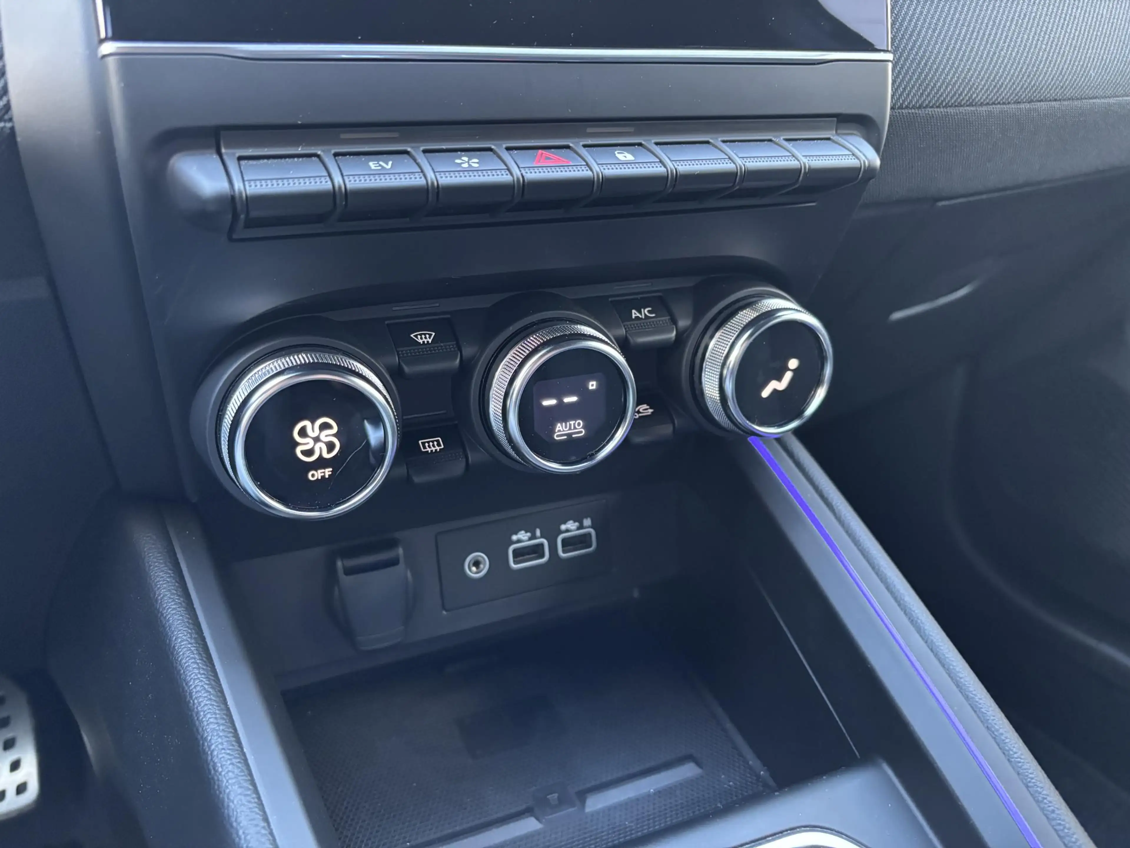Renault Clio 1.6 E-Tech Full Hybrid 145 esprit Alpine l — photo 6
