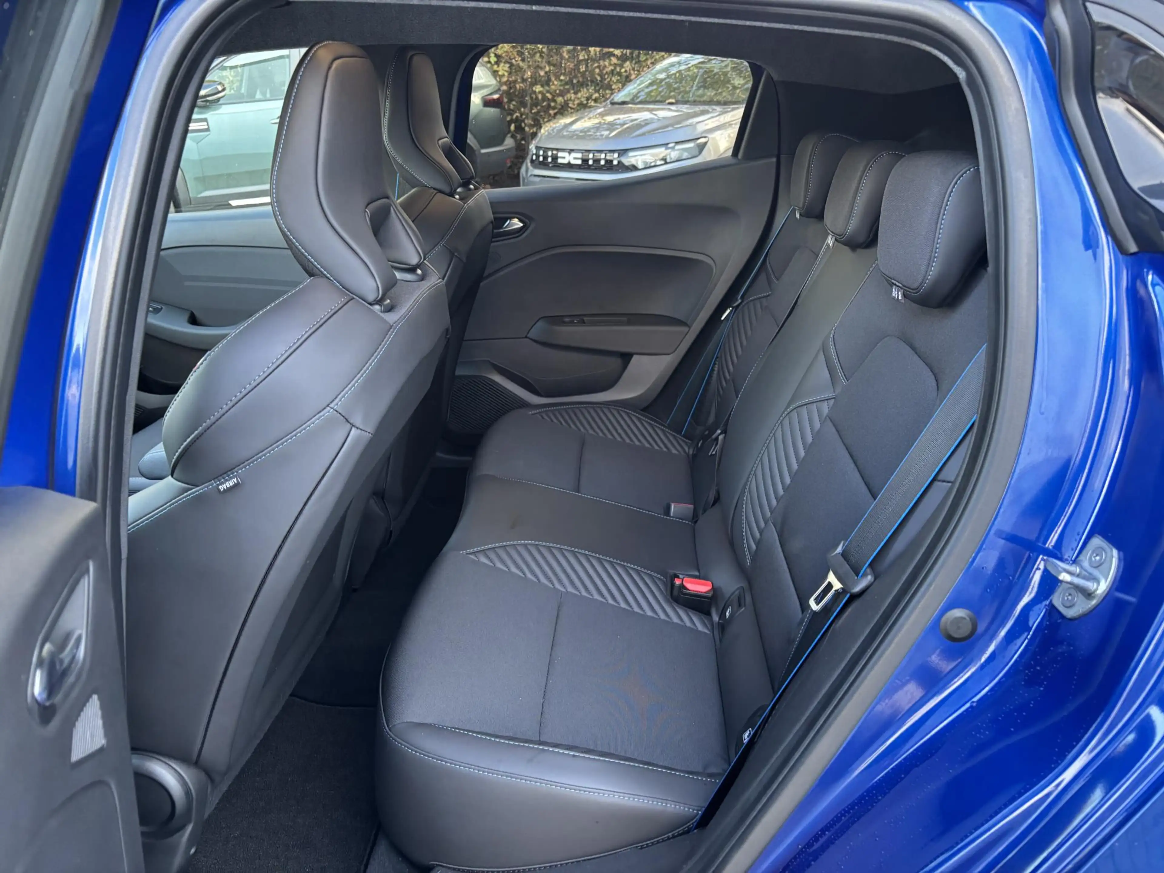 Renault Clio 1.6 E-Tech Full Hybrid 145 esprit Alpine l — photo 13
