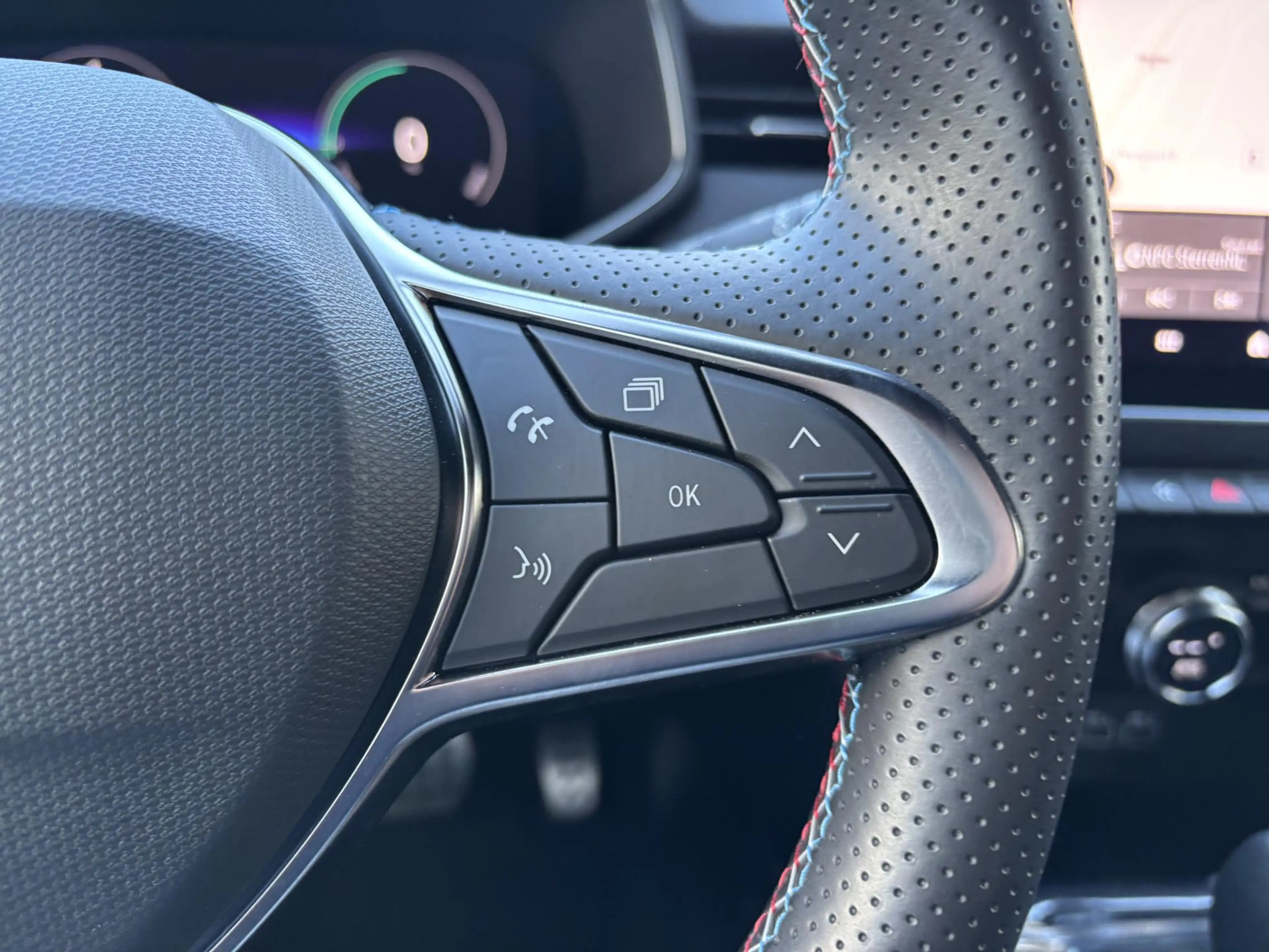 Renault Clio 1.6 E-Tech Full Hybrid 145 esprit Alpine l — photo 23