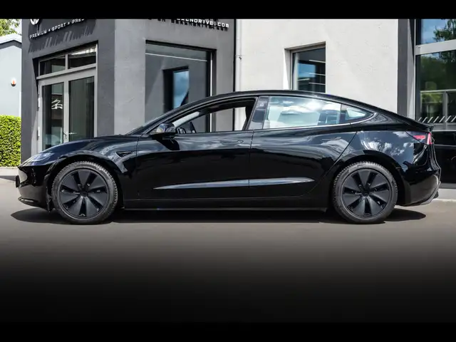 Tesla Model 3 view 2