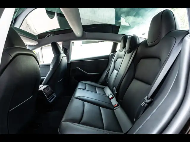 Tesla Model 3 view 13