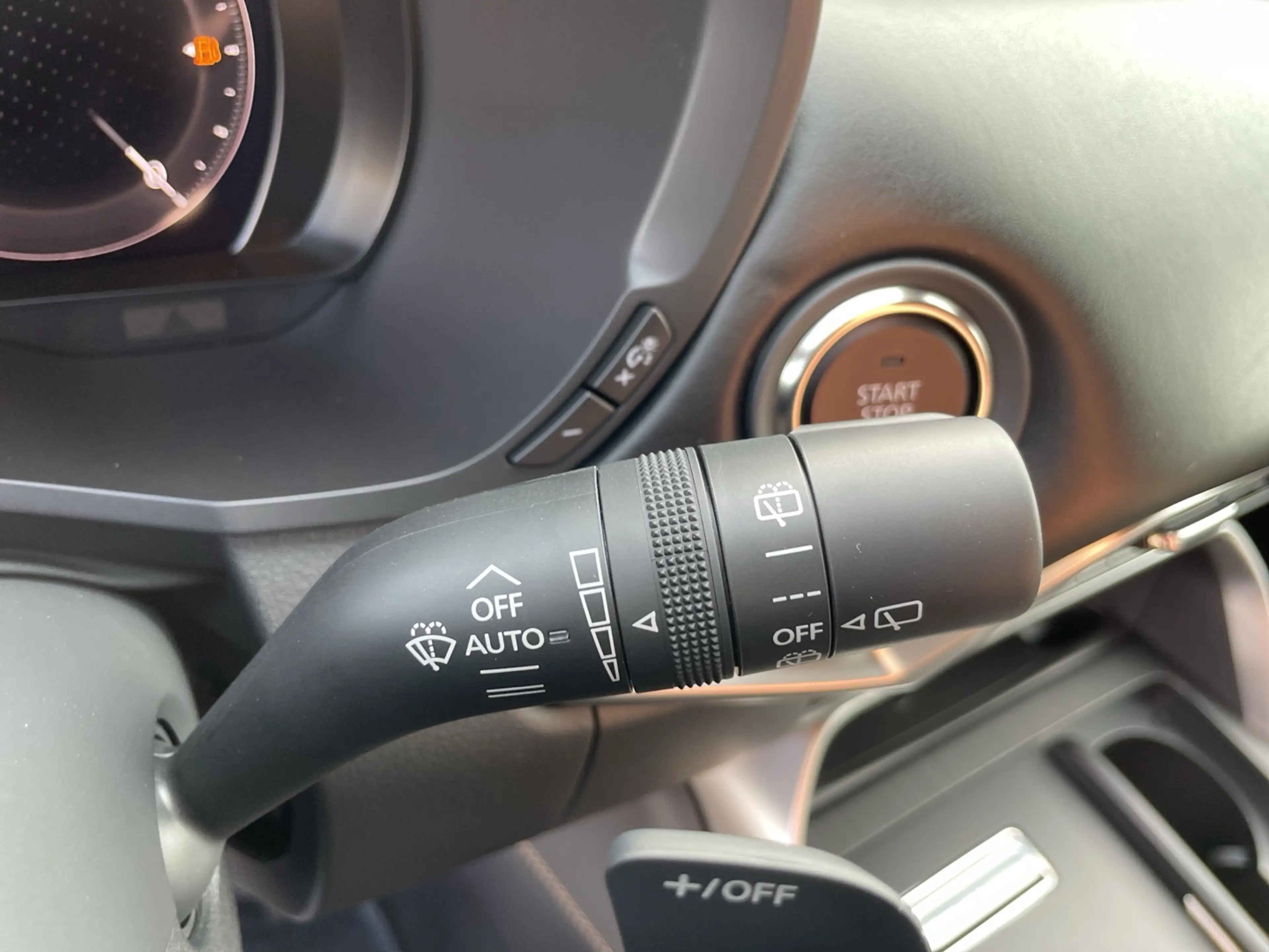 Mazda CX-60 3.3L e-SKYACTIV D 254ps Homura Plus BLOP — photo 11