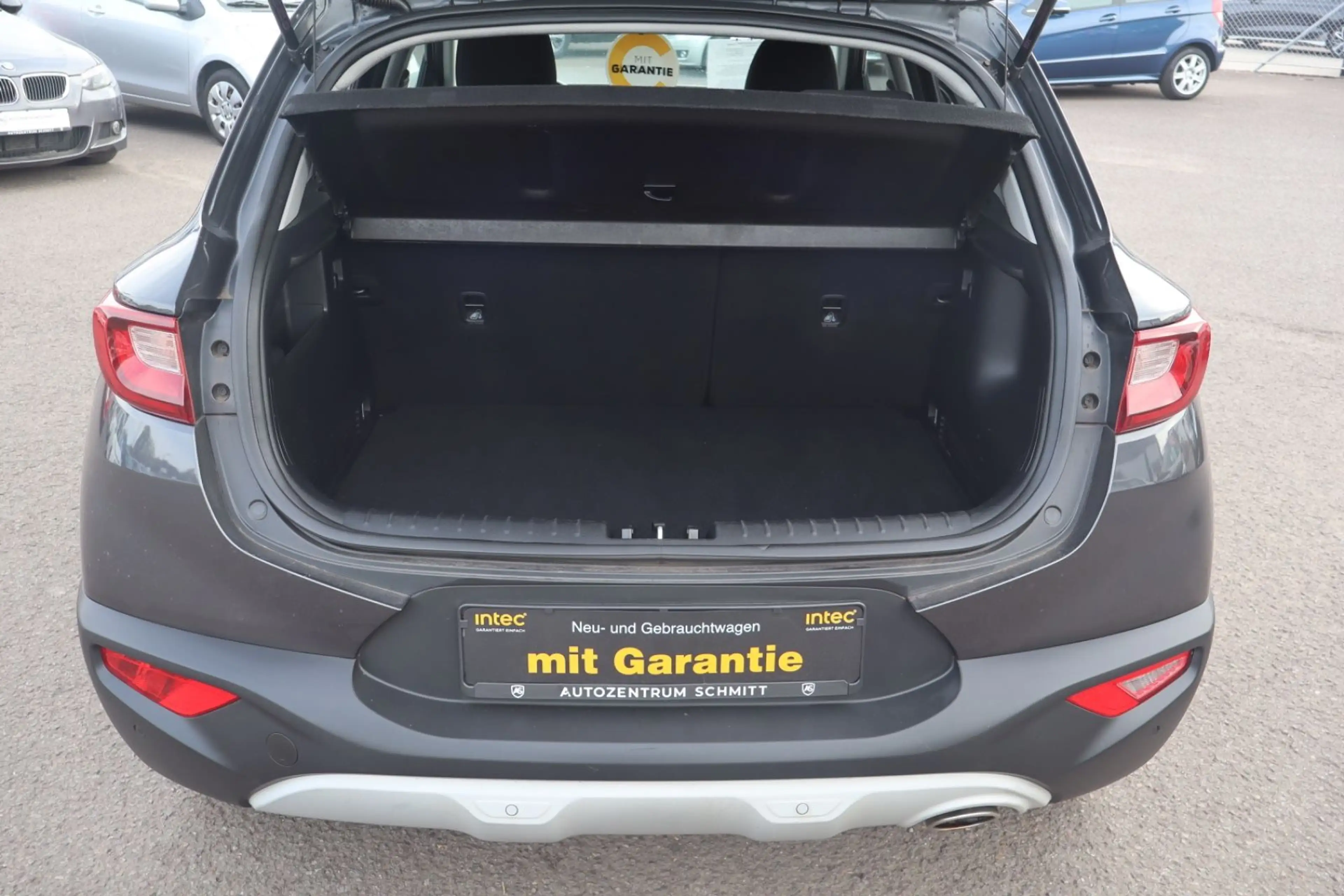 Kia Stonic GARANTIE/TÜV-03/2028/Automatik/S-HEFT/1-HAND — photo 6