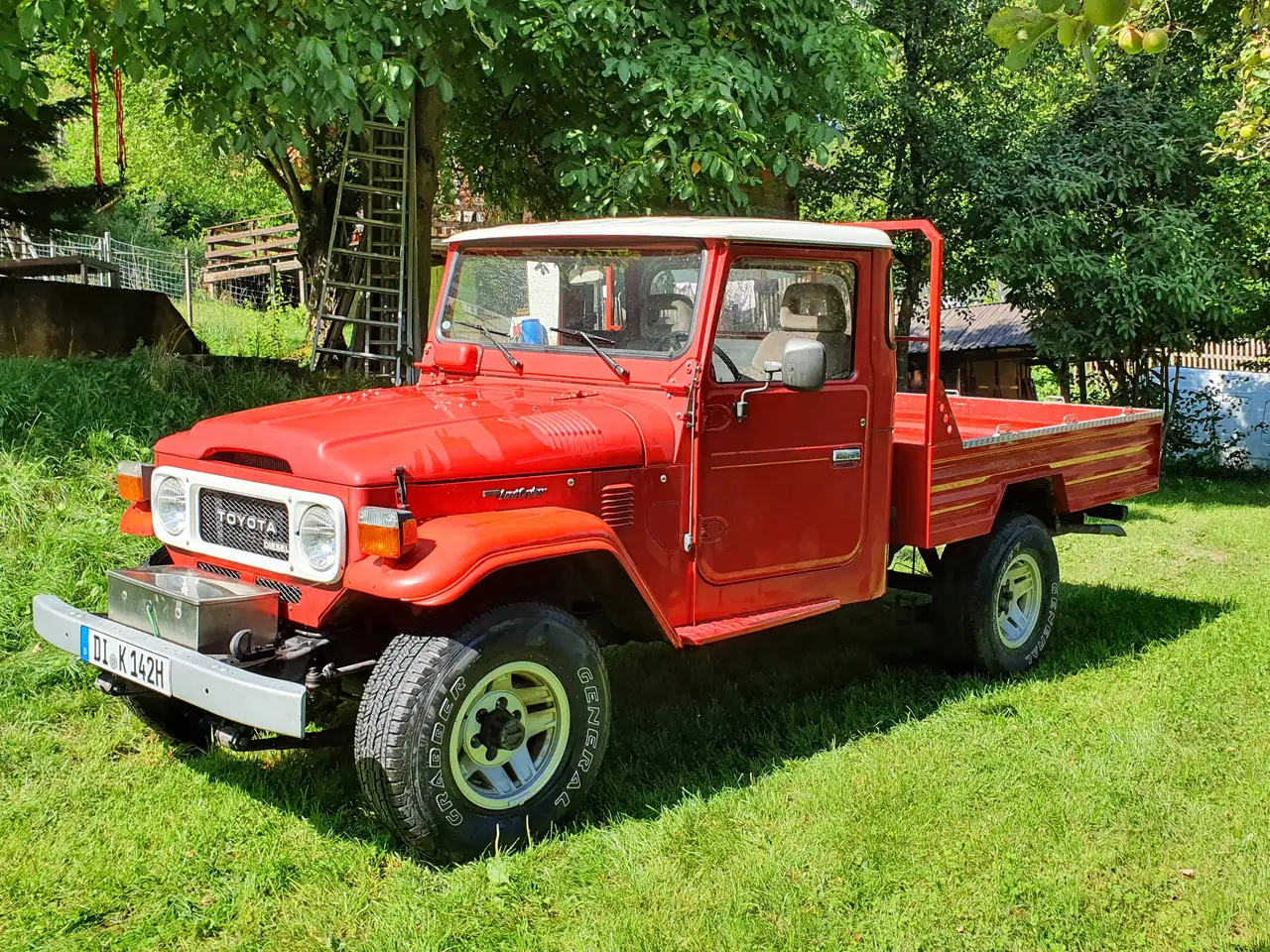 Toyota Land Cruiser BJ 45, foto 1