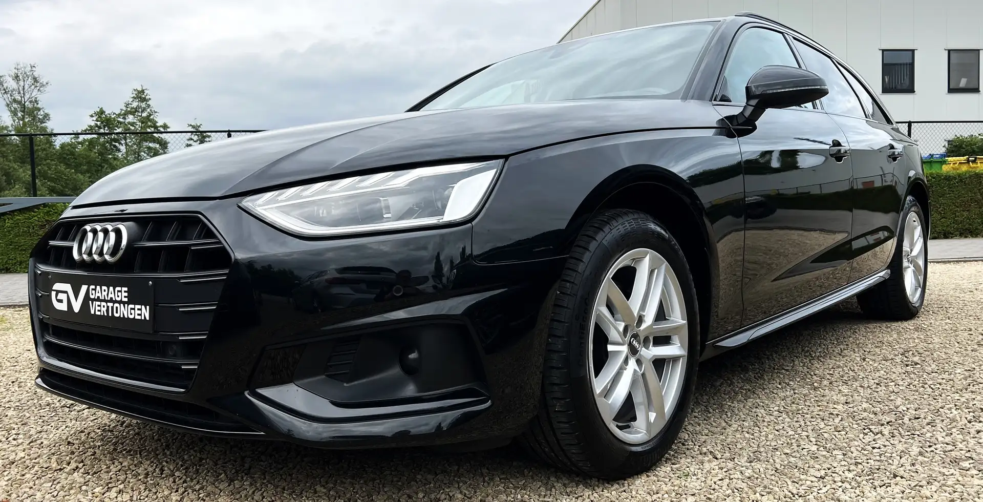 Audi A4 Avant 35 TFSI Advanced S tronic*Pdc/cam*Led*AppleC Noir - 1