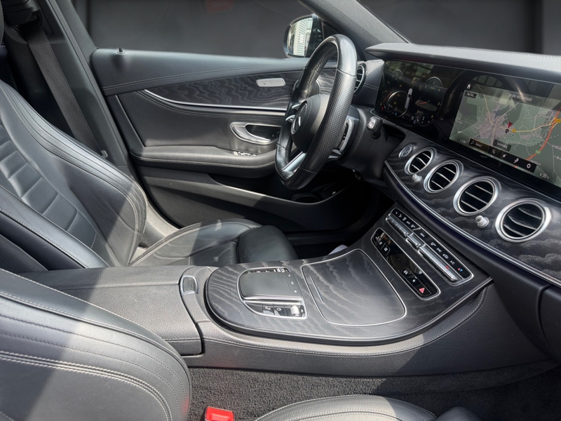 Mercedes-Benz E 400 d 4M T AMG + DISTRONIC + AHK + 360° + PANO — photo 16