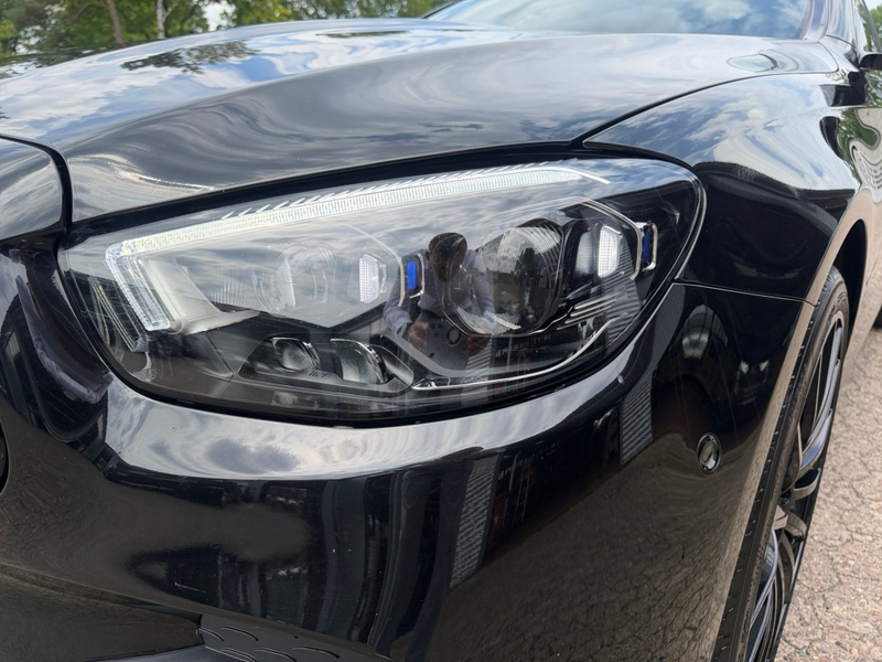 Mercedes-Benz E 400 d 4M T AMG + DISTRONIC + AHK + 360° + PANO — photo 2