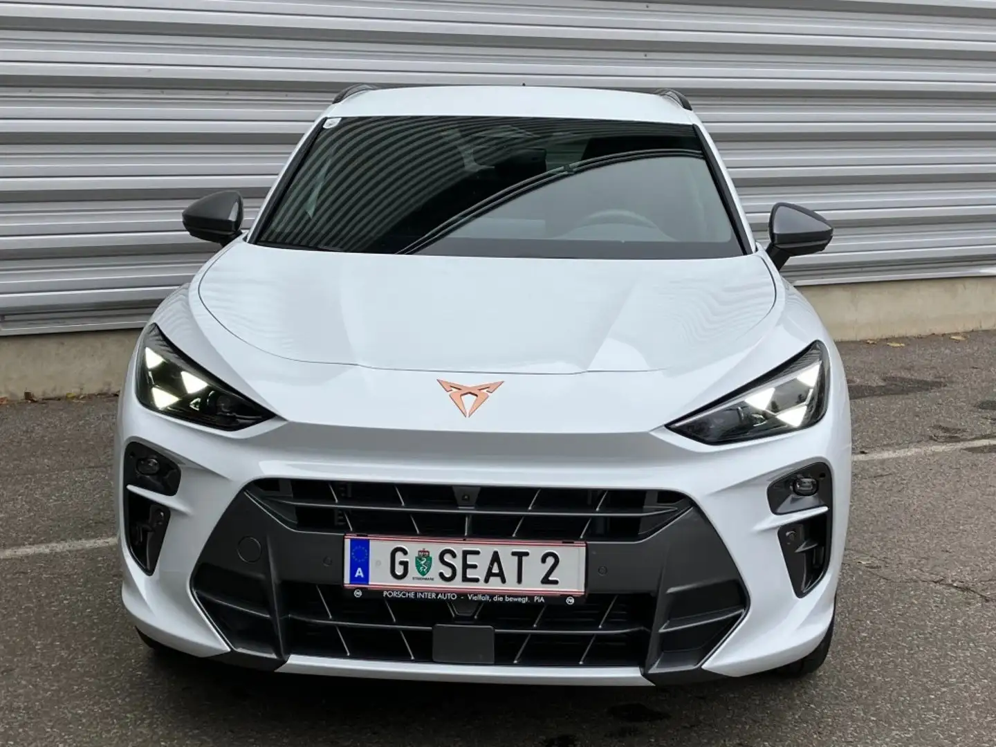 CUPRA Terramar 2.0 TSI 204 PS DSG 4Drive Weiß - 2
