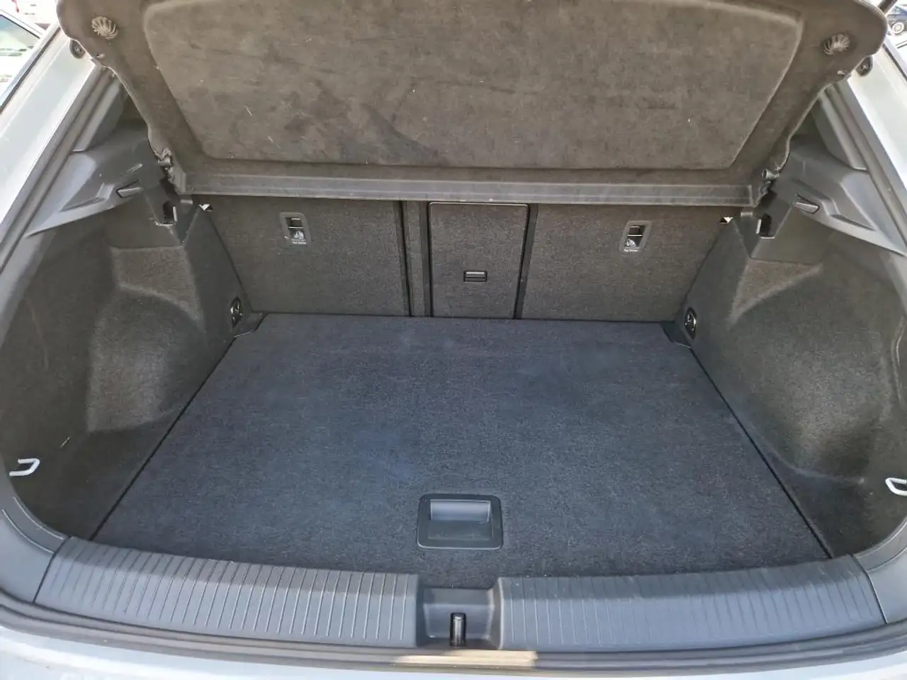 Volkswagen T-Roc, фото 8