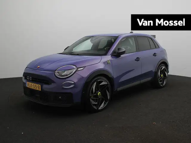 Fiat 600e Abarth Scorpionissima 54 kWh | Sabelt Kuipstoelen