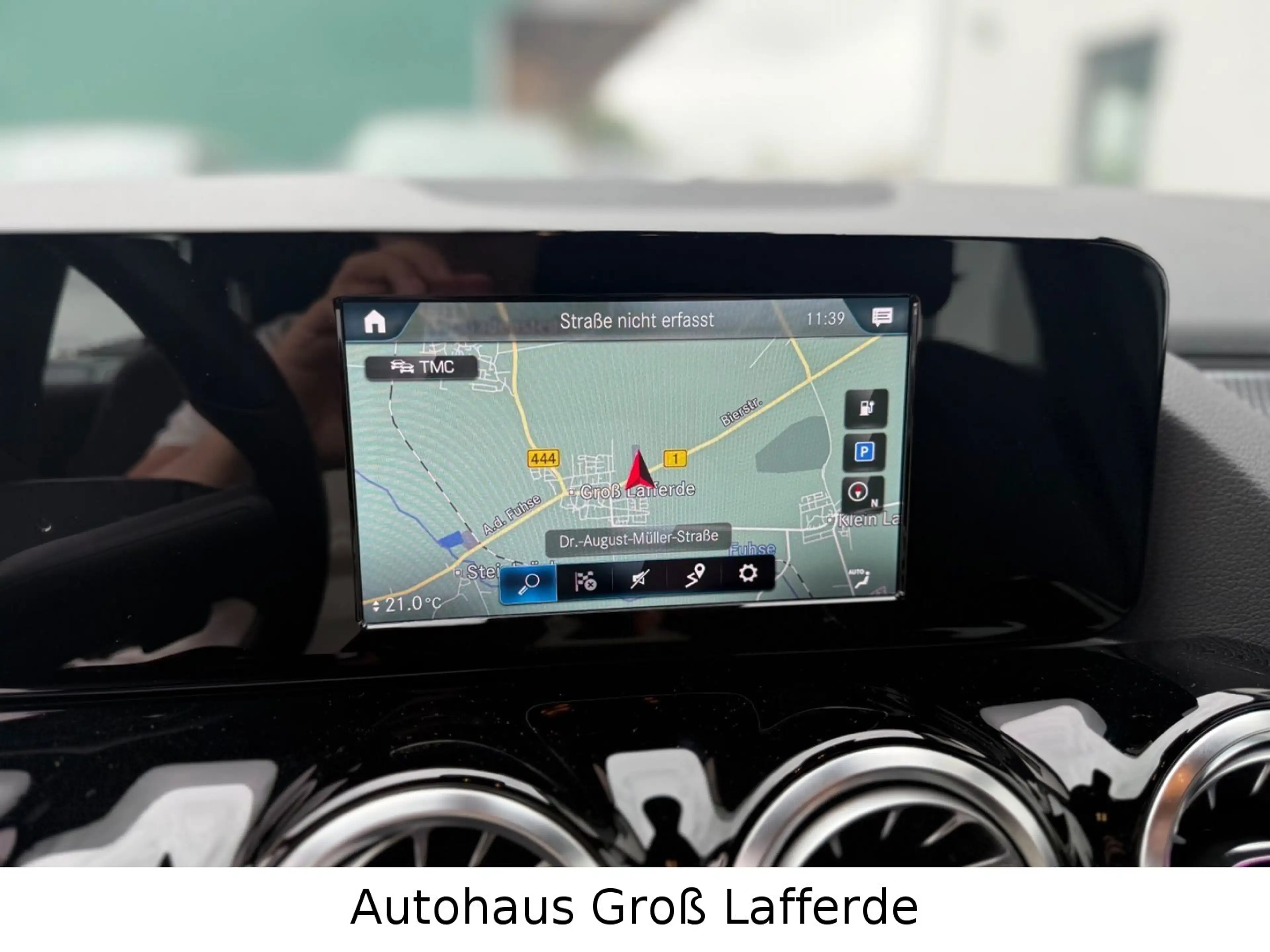 Mercedes-Benz EQA 250 SHZ RFK Navi LED Leder — photo 15