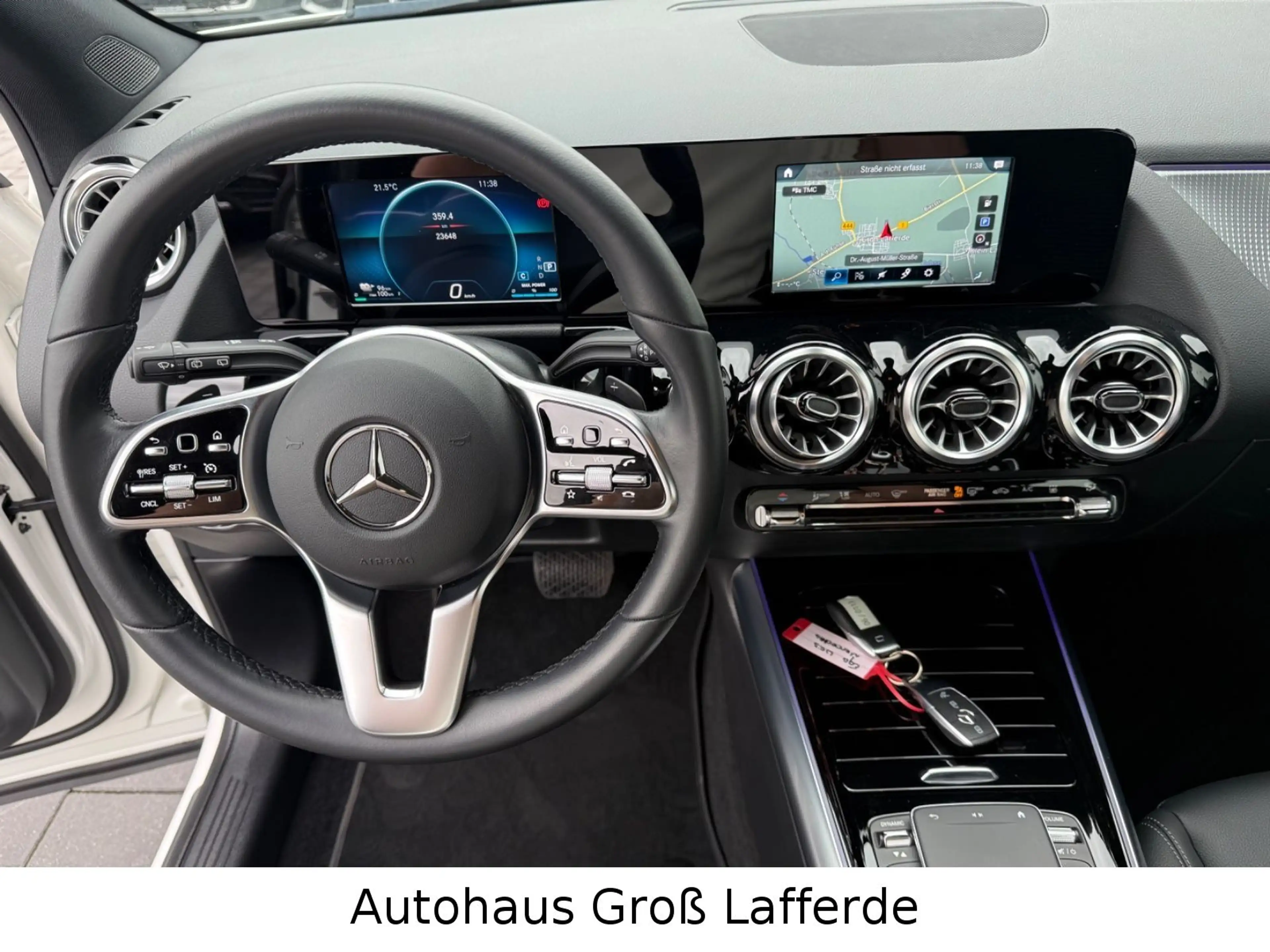 Mercedes-Benz EQA 250 SHZ RFK Navi LED Leder — photo 8