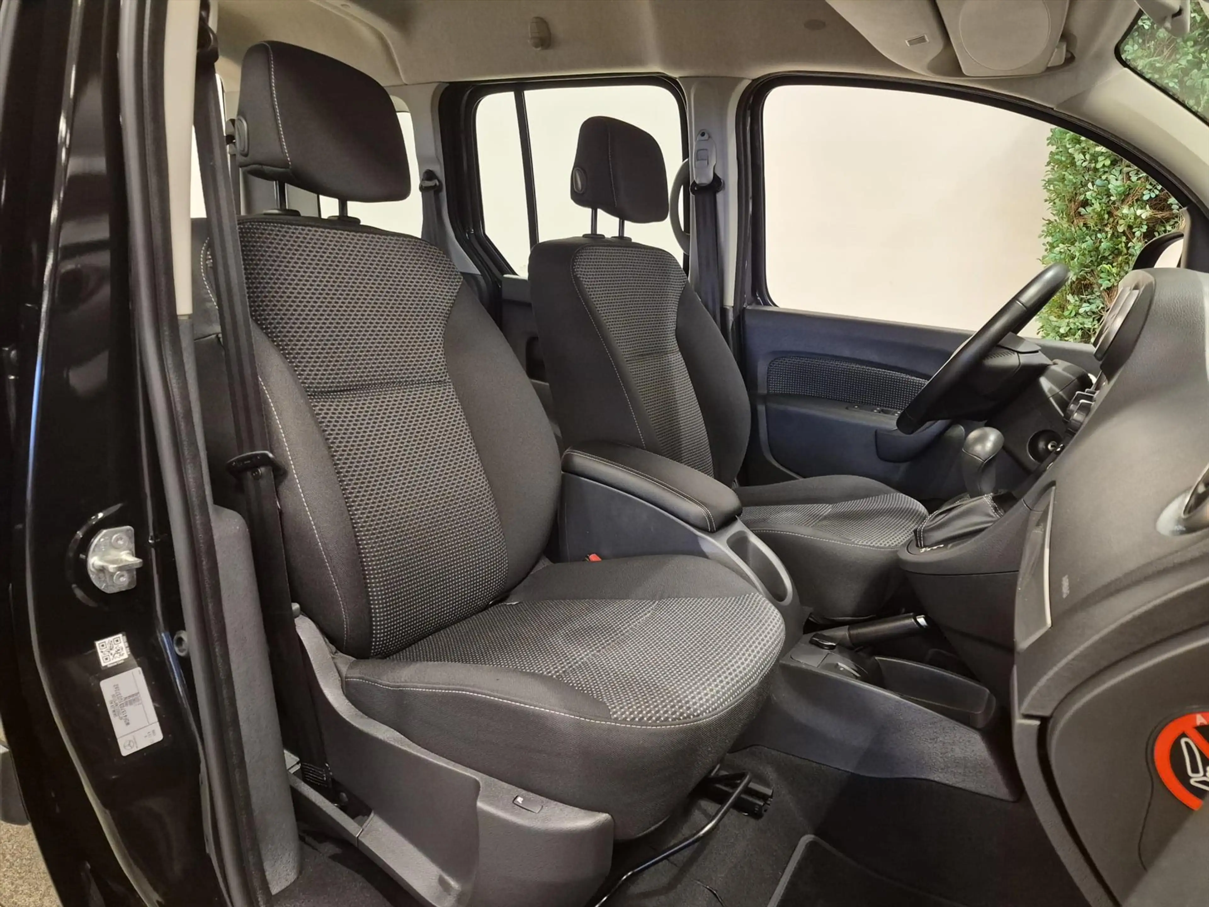 Mercedes-Benz Citan Rolstoelauto Automaat 3+1 — photo 19