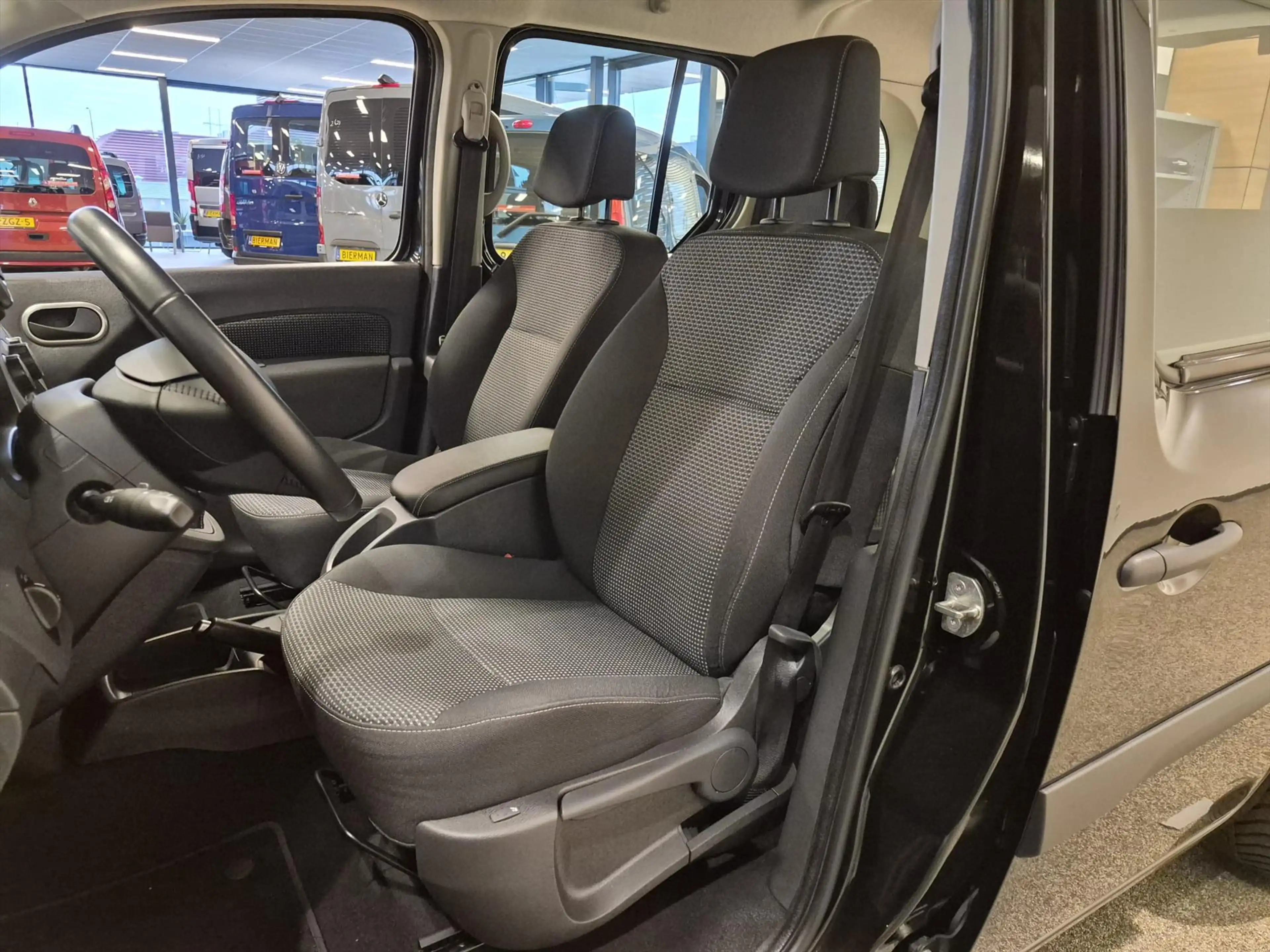 Mercedes-Benz Citan Rolstoelauto Automaat 3+1 — photo 18
