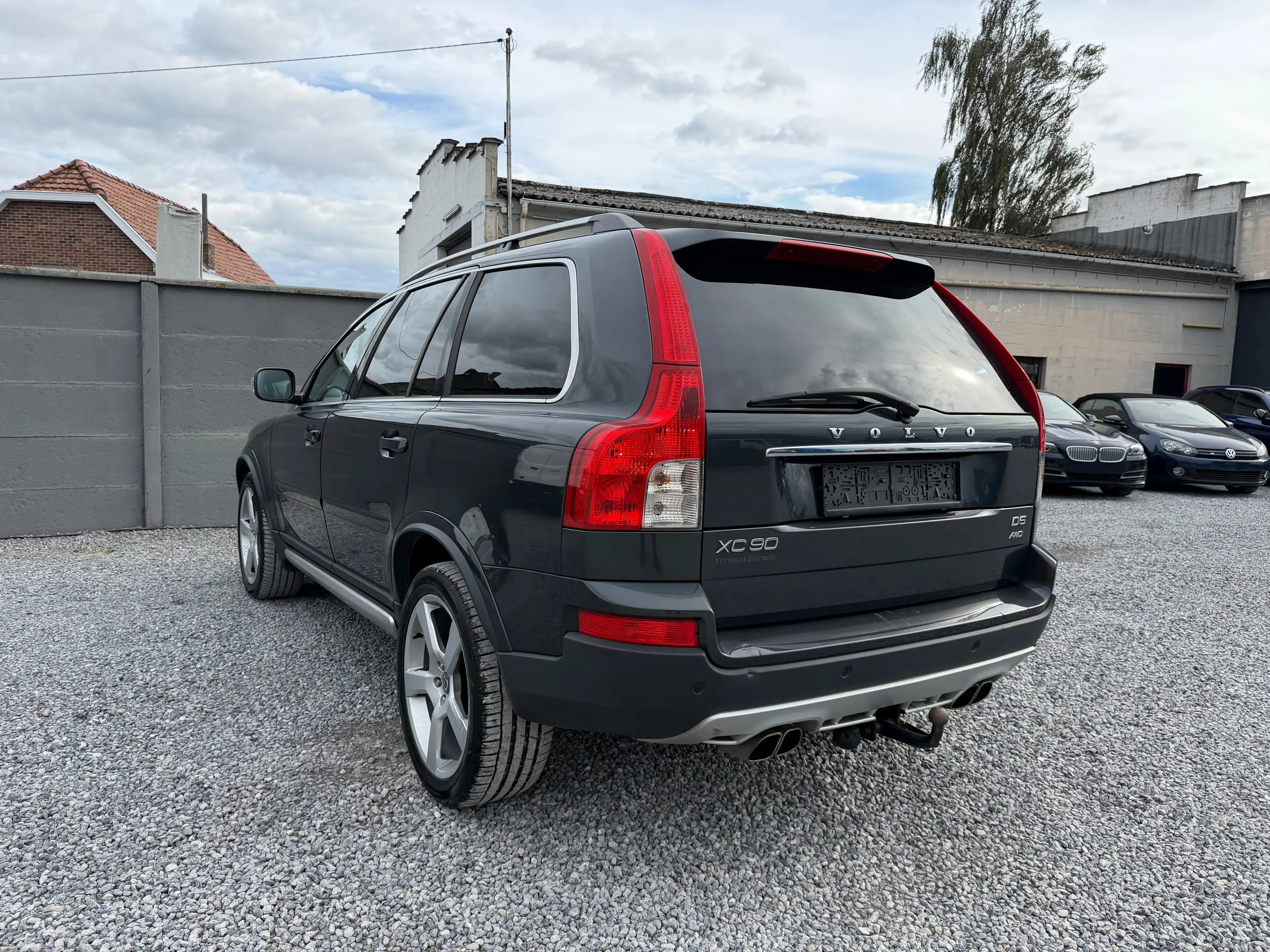 Volvo XC90 2.4 D5 AWD R-design Geartronic *7 PLACE*BI-XENON*NAVI* — photo 5