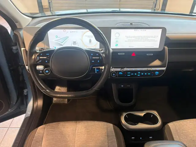 Hyundai IONIQ 5 view 9