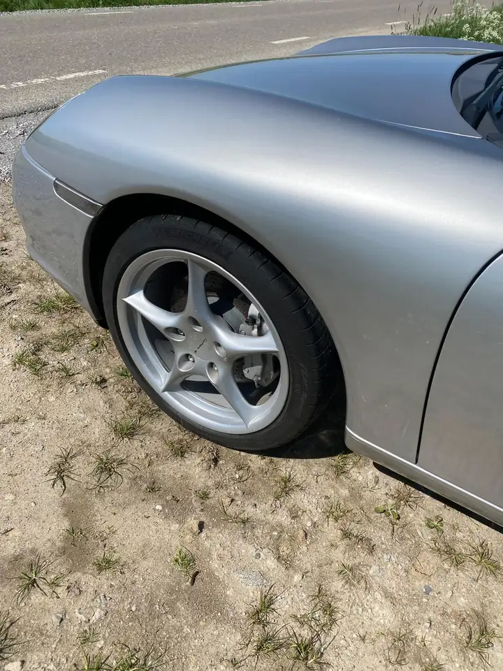 Porsche 911 3.6 Coupé Carrera 4, foto 8