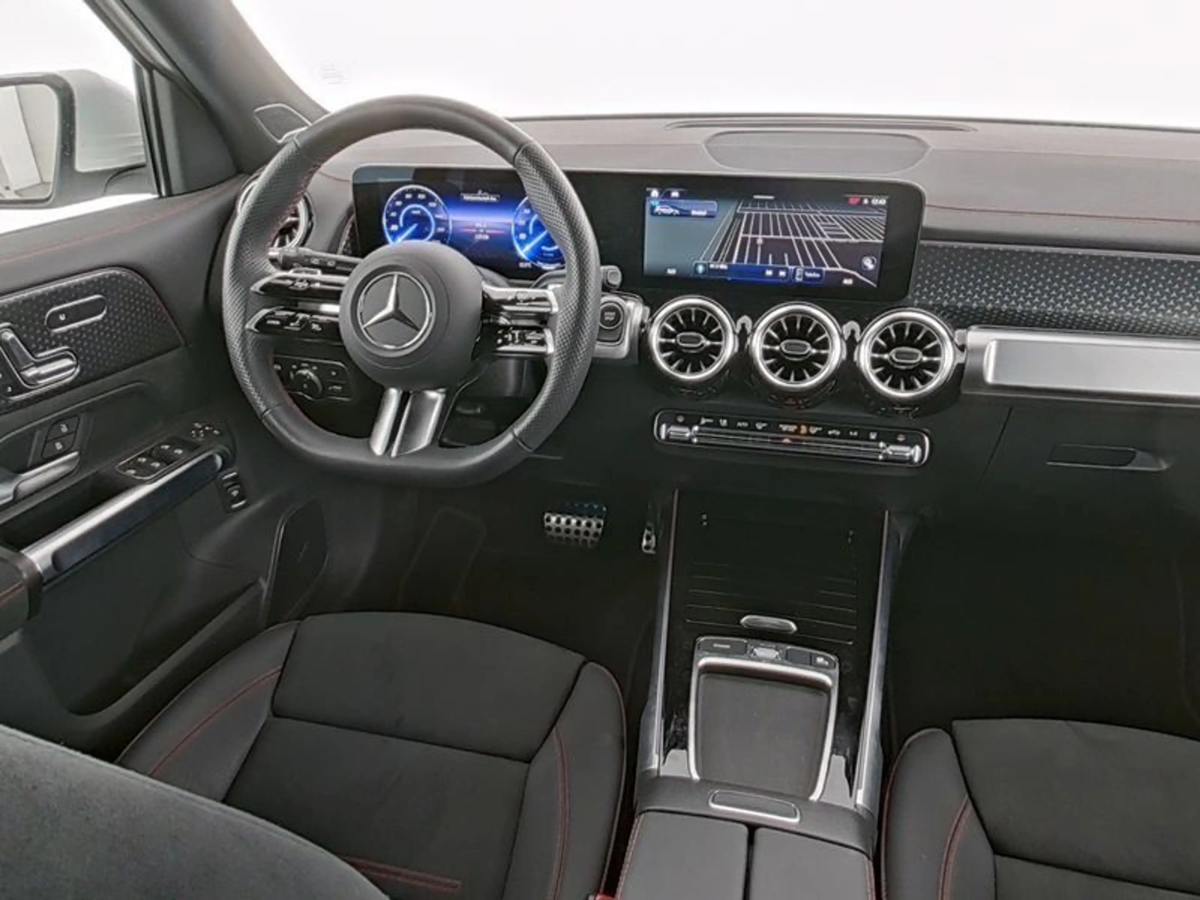 Mercedes-Benz EQB 250 AMG-ADVANCED+ MEMORY PANO DISTRO KEYLGO — photo 6
