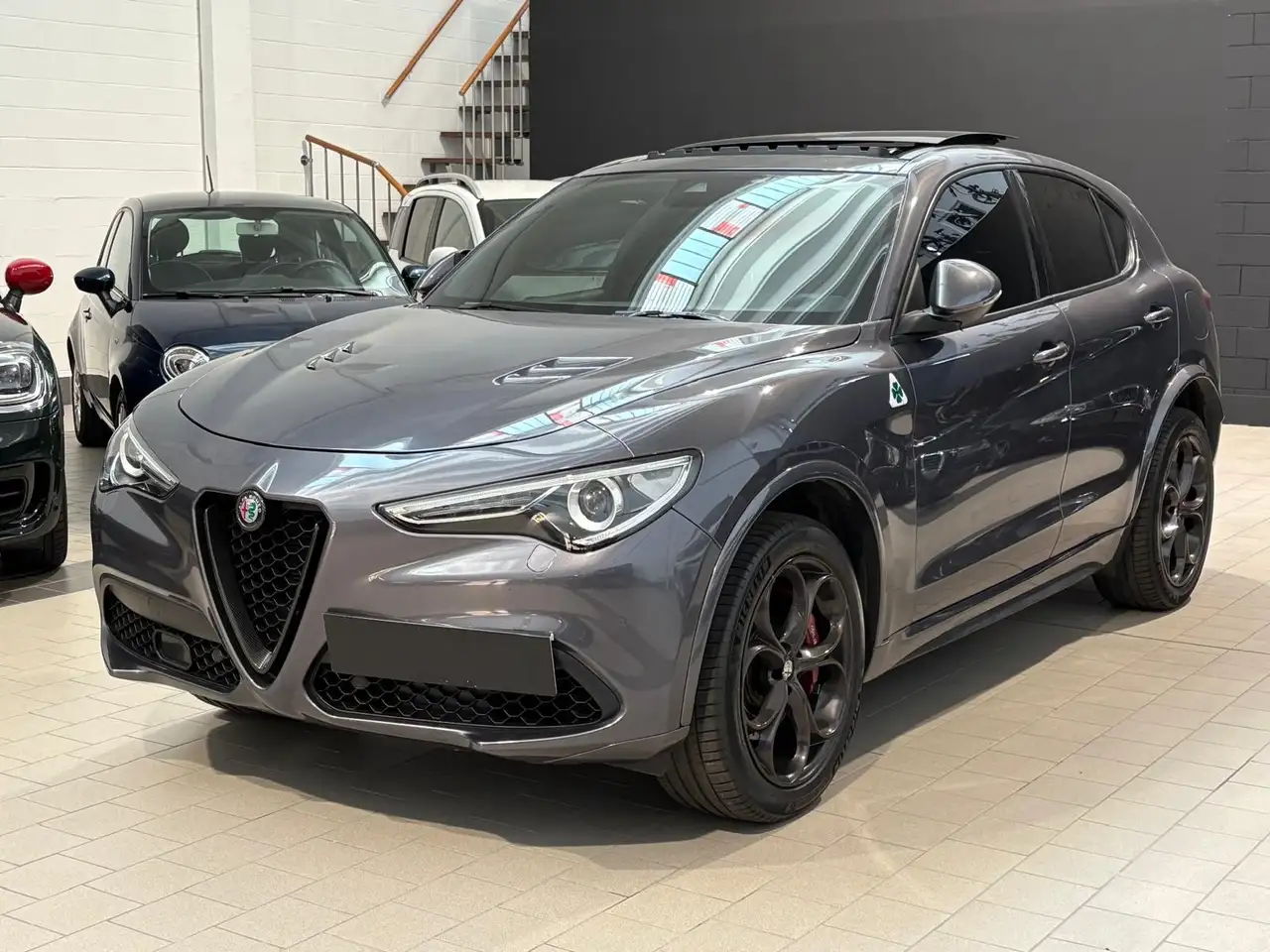 Alfa Romeo Stelvio 2023