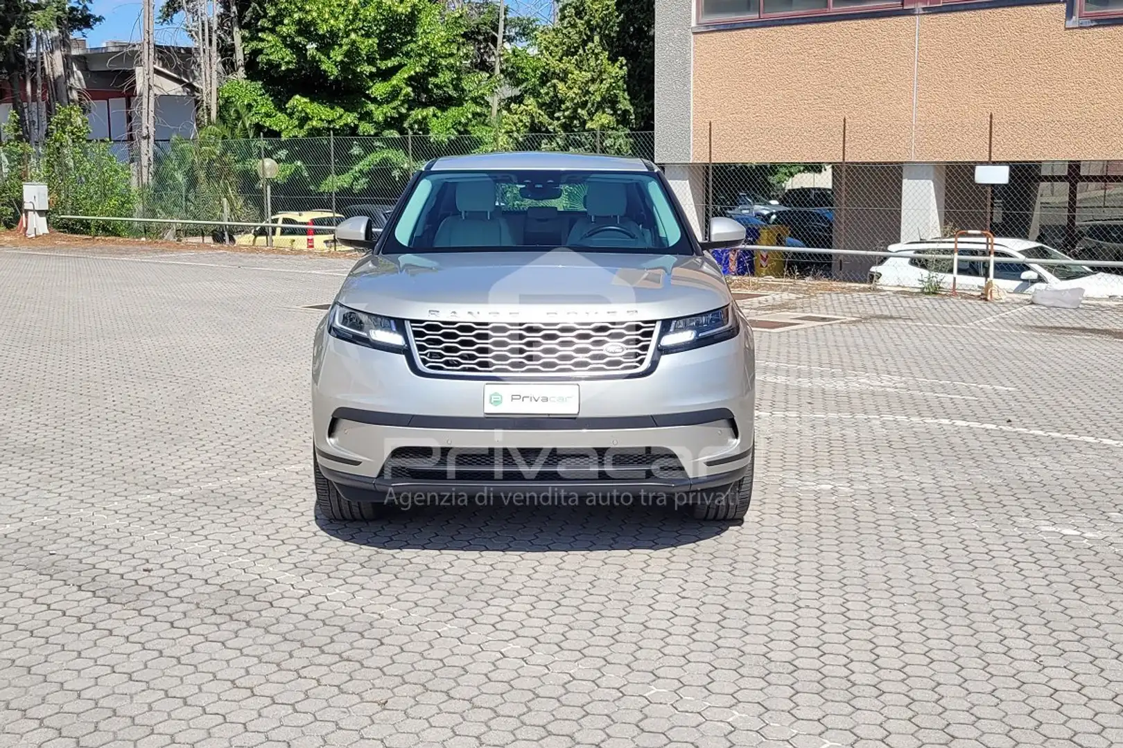 Land Rover Range Rover Velar Range Rover Velar 2.0D I4 240 CV Zilver - 2