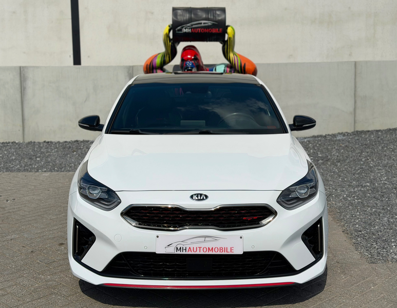Kia ProCeed / pro_cee'd GT 1.6 T-GDi GT DCT ISG — photo 8