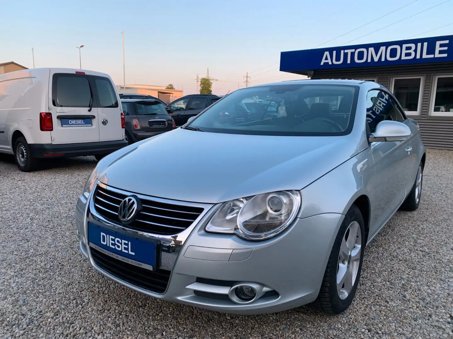 Volkswagen Eos 2.0 TDI Leder Sitzheizung Klimaautomatik PDC Silber - 2